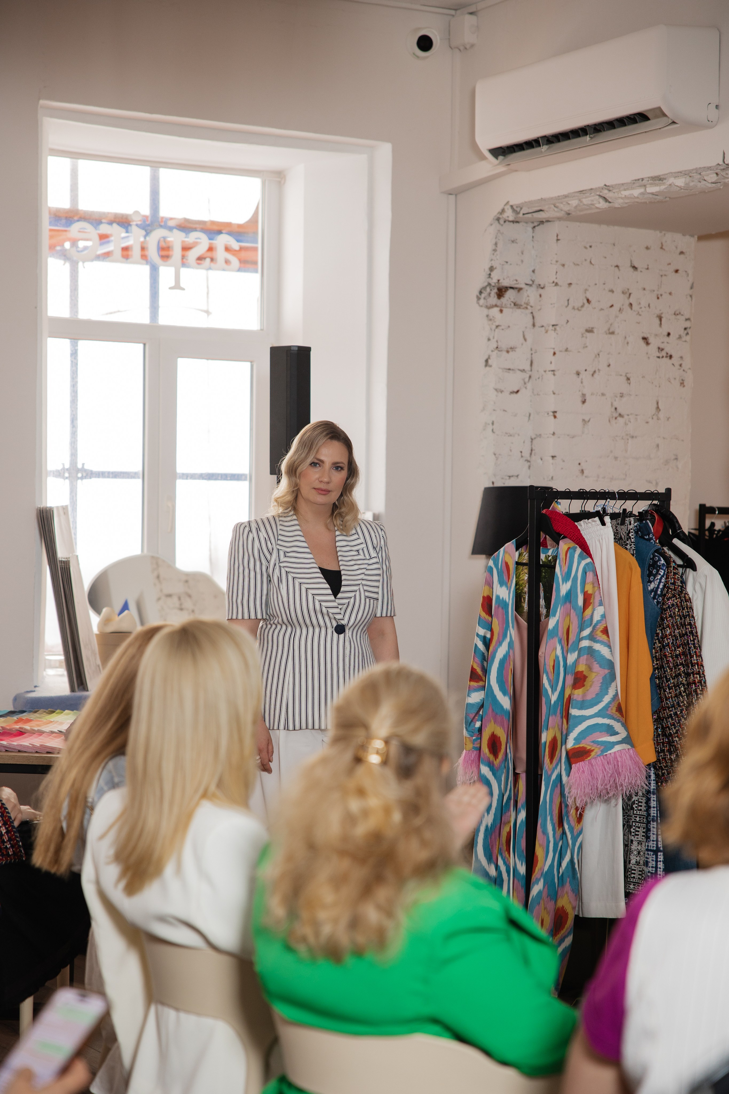 Мастер-класс звездного стилиста — Екатерины Саливоник. Контент фотограф в Москве и области Елена Кулакова