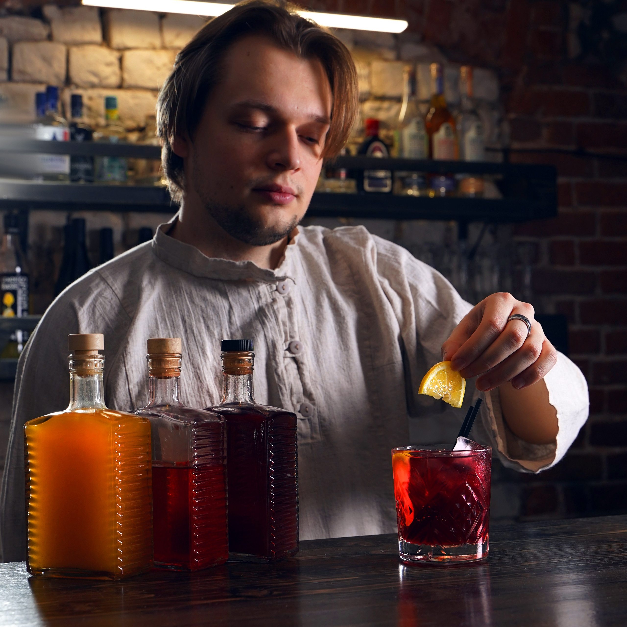 «На Дне» рюмочная. Фотограф Надежда Жемкова. Фотосъёмка, ретушь, фотомонтаж для вас и вашего бизнеса