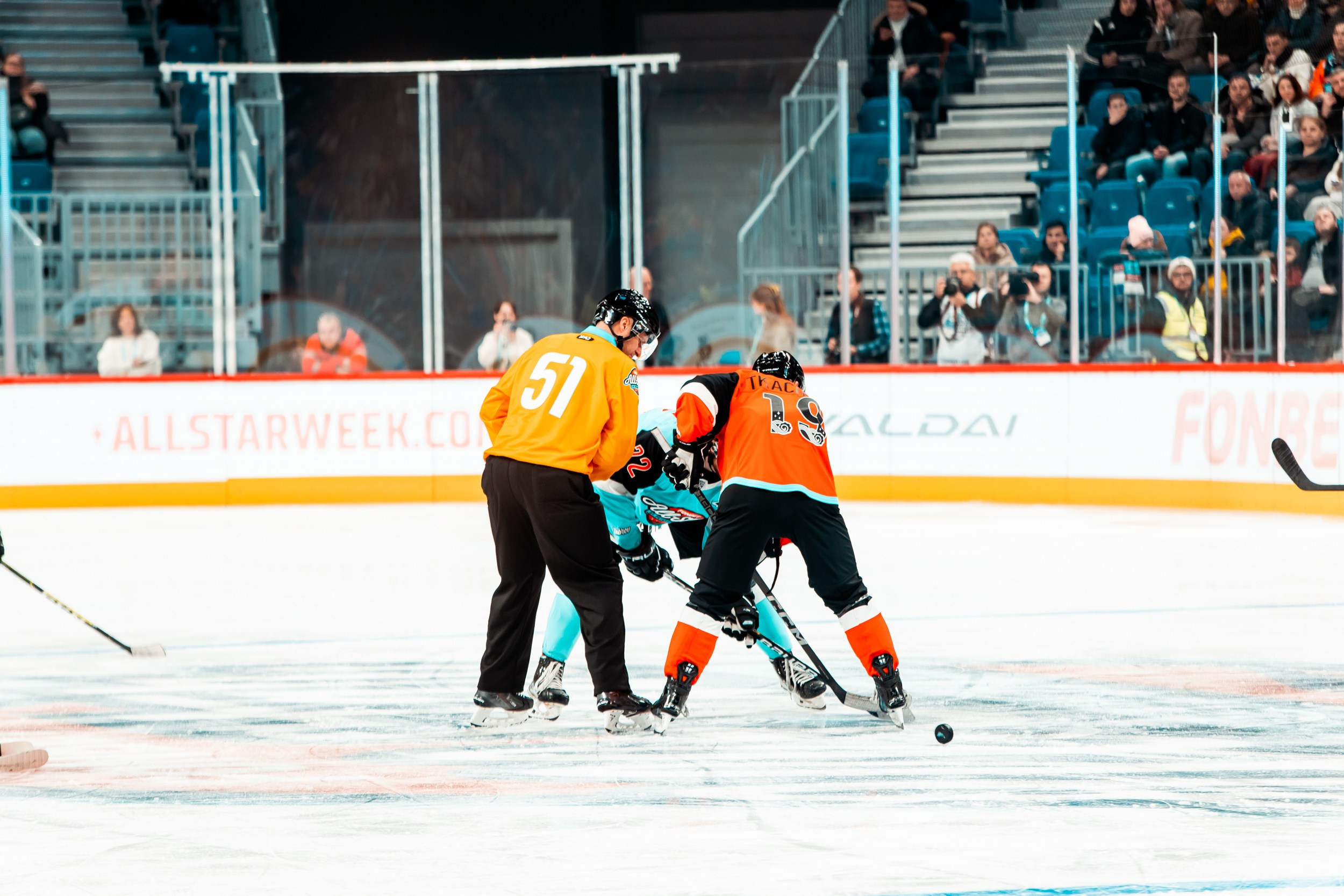 KHL All-Star 2023. Репортажный фотограф в Сочи Дмитрий Ветринский