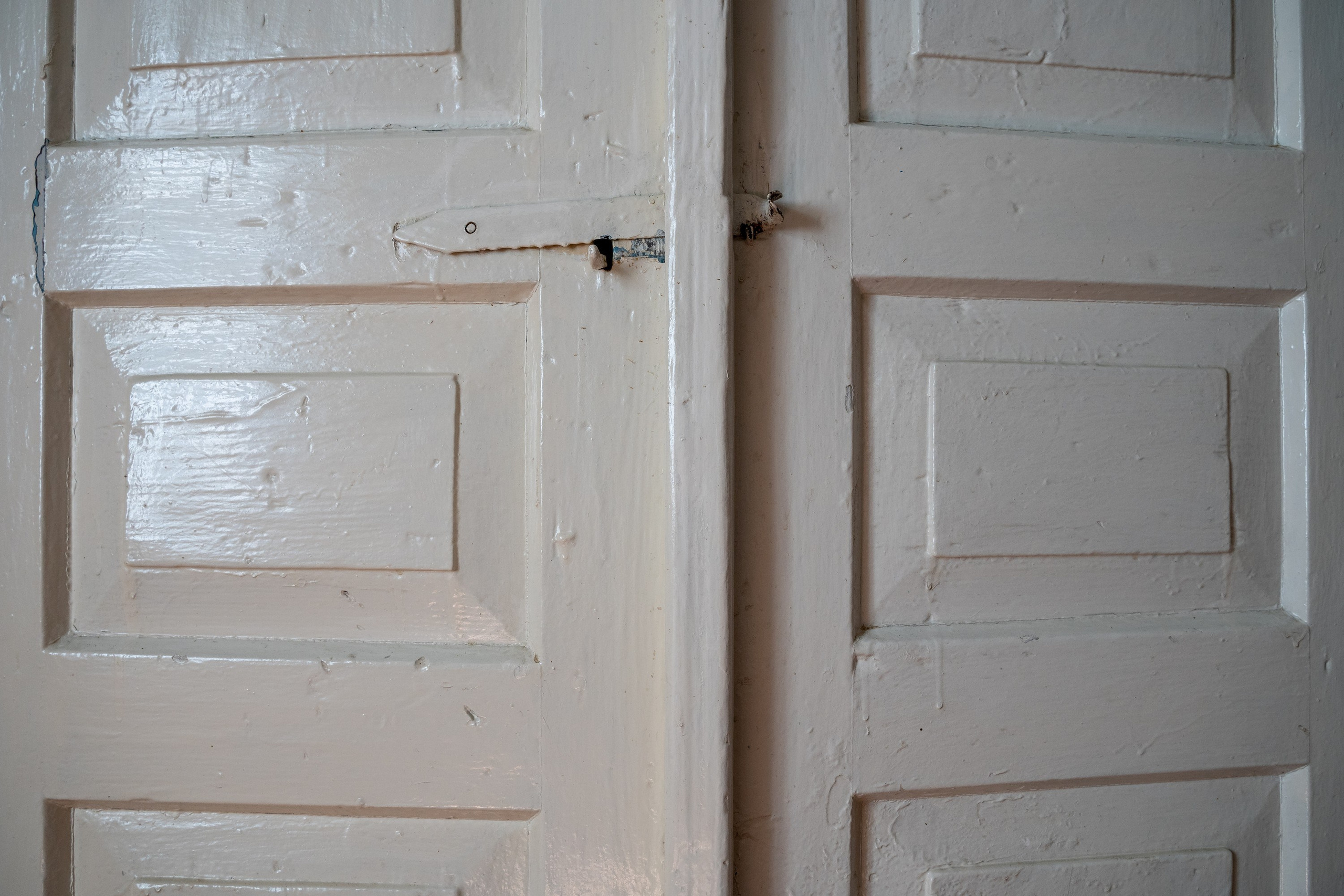 Home.land. Künstler Verstecktoff