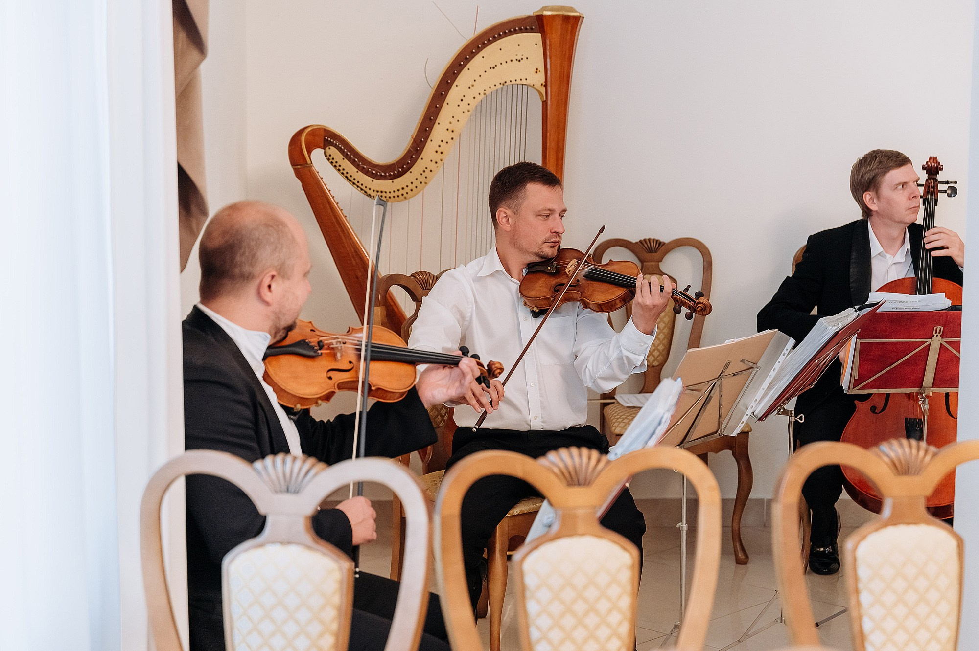 Денис и Екатерина ВДНХ. Свадебный фотограф в Дубне Алексей Фонарёв