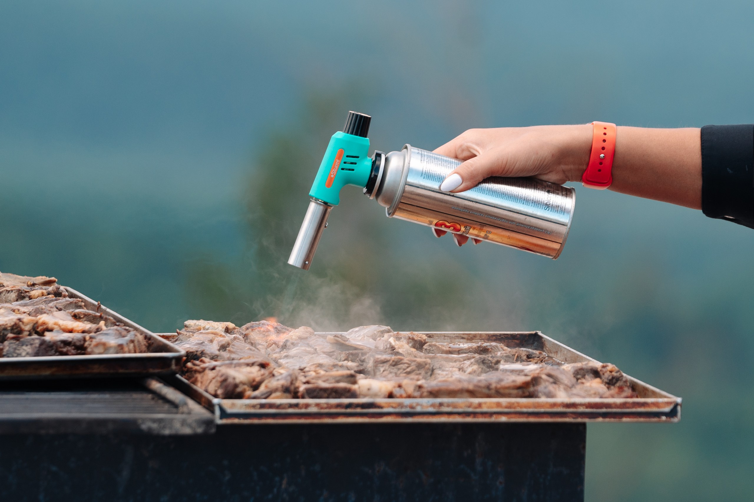 Дикий ужин. Репортажный фотограф Красноярск Алекс Чампакхам