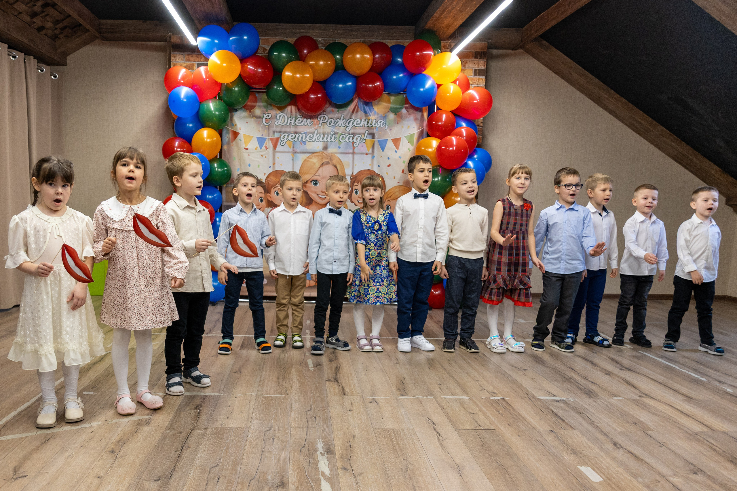 ДС «Гнездышко» и СОШ «Знайка», 8 лет. Сайт фотографа Ирины Аникановой
