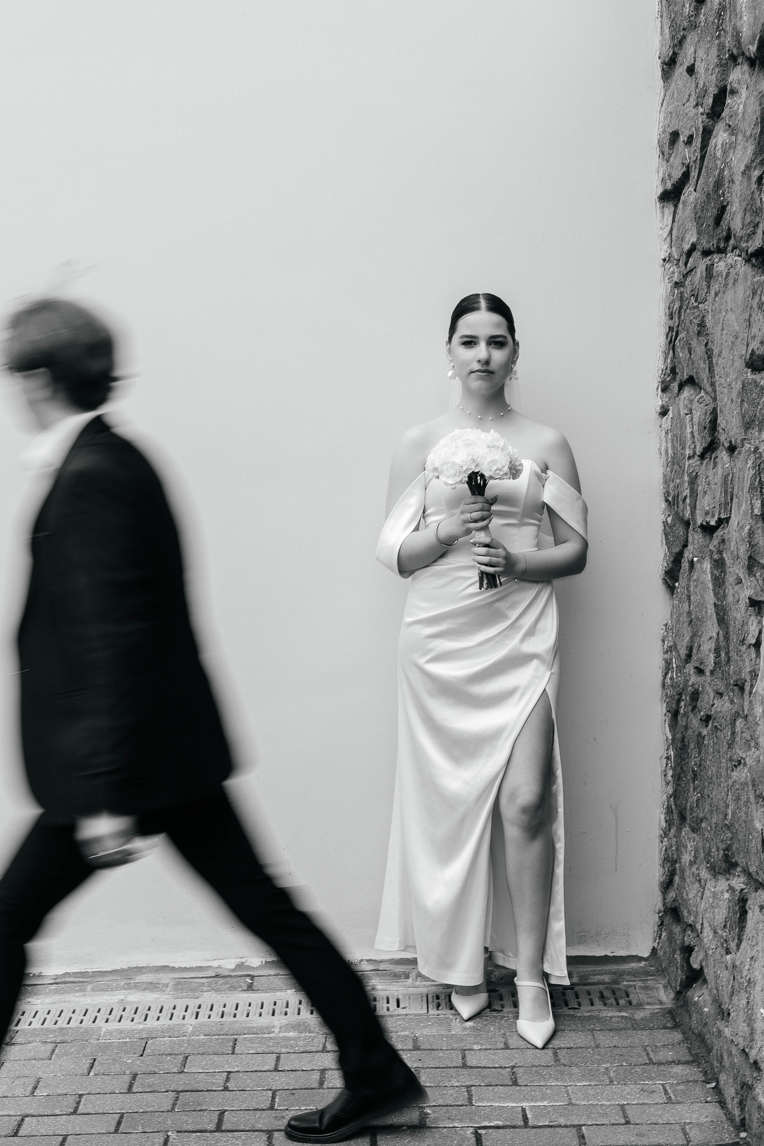 Свадебная прогулка в городе. Фотограф в Минске Ира Сюбарева