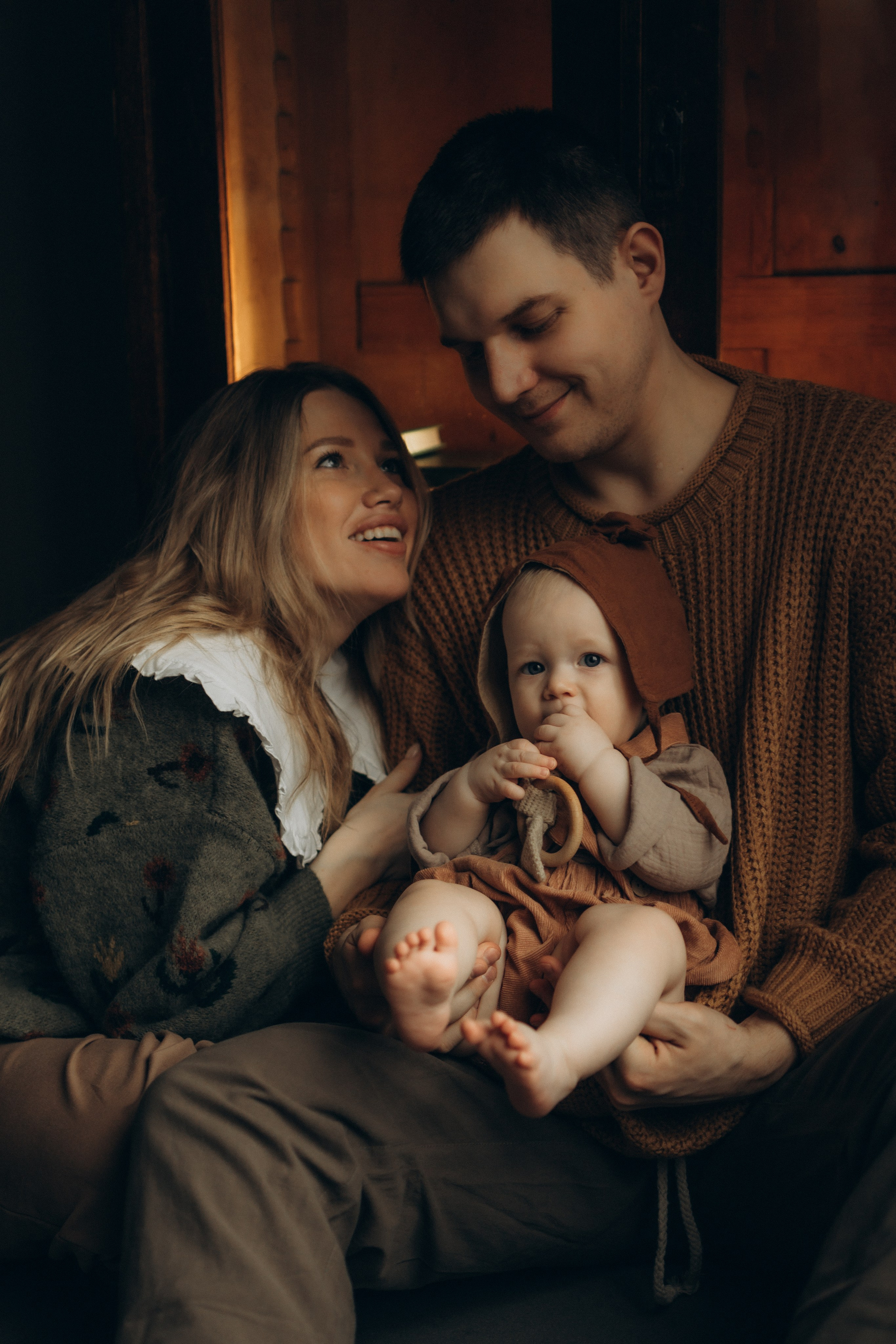 Оля, Никита и малыш Мирослав. Семейный, домашний, ньюборн фотограф Москва Цветкова Елизавета