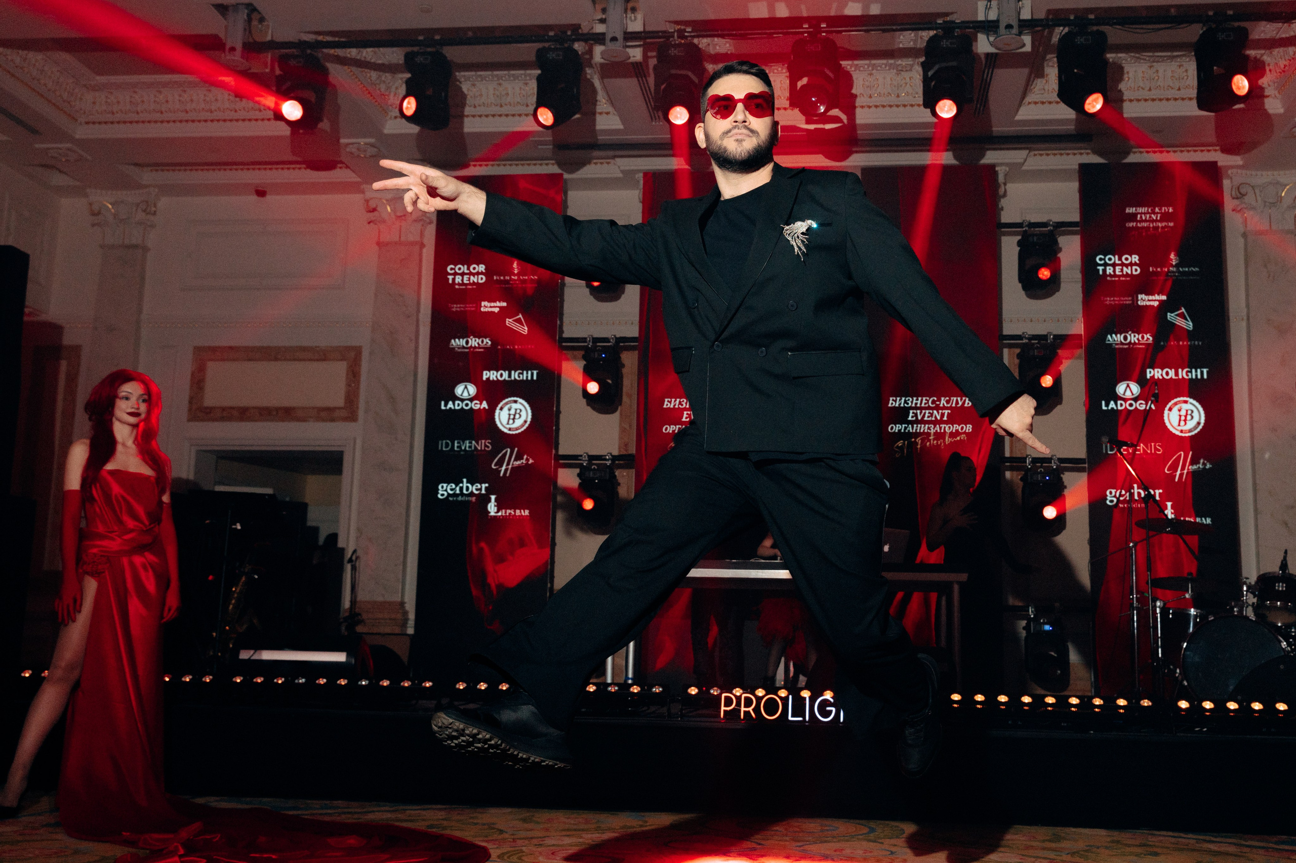 Red ball. Свадебный фотограф в Санкт-Петербурге и Москве Андрей Чернов