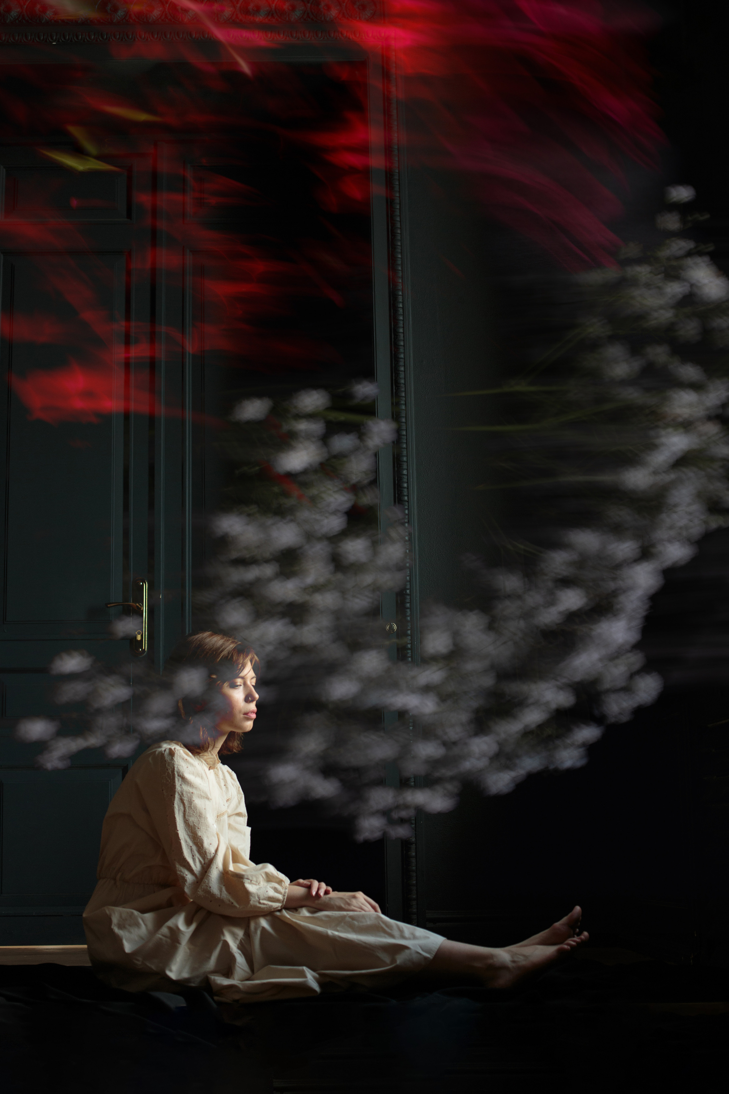 Ника и цветы. Портретный фотограф СПб — Ира Волкова