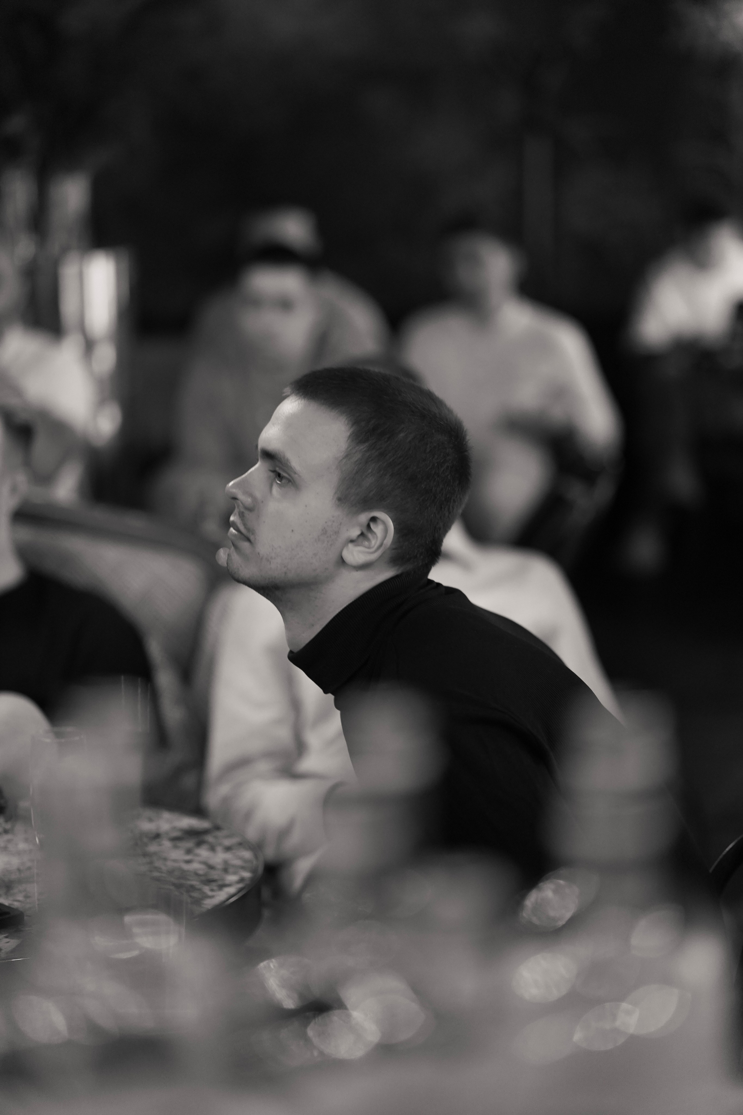 Bar Boss в «Детектив, где Вы?» (2024). Фотограф с психологическим образованием