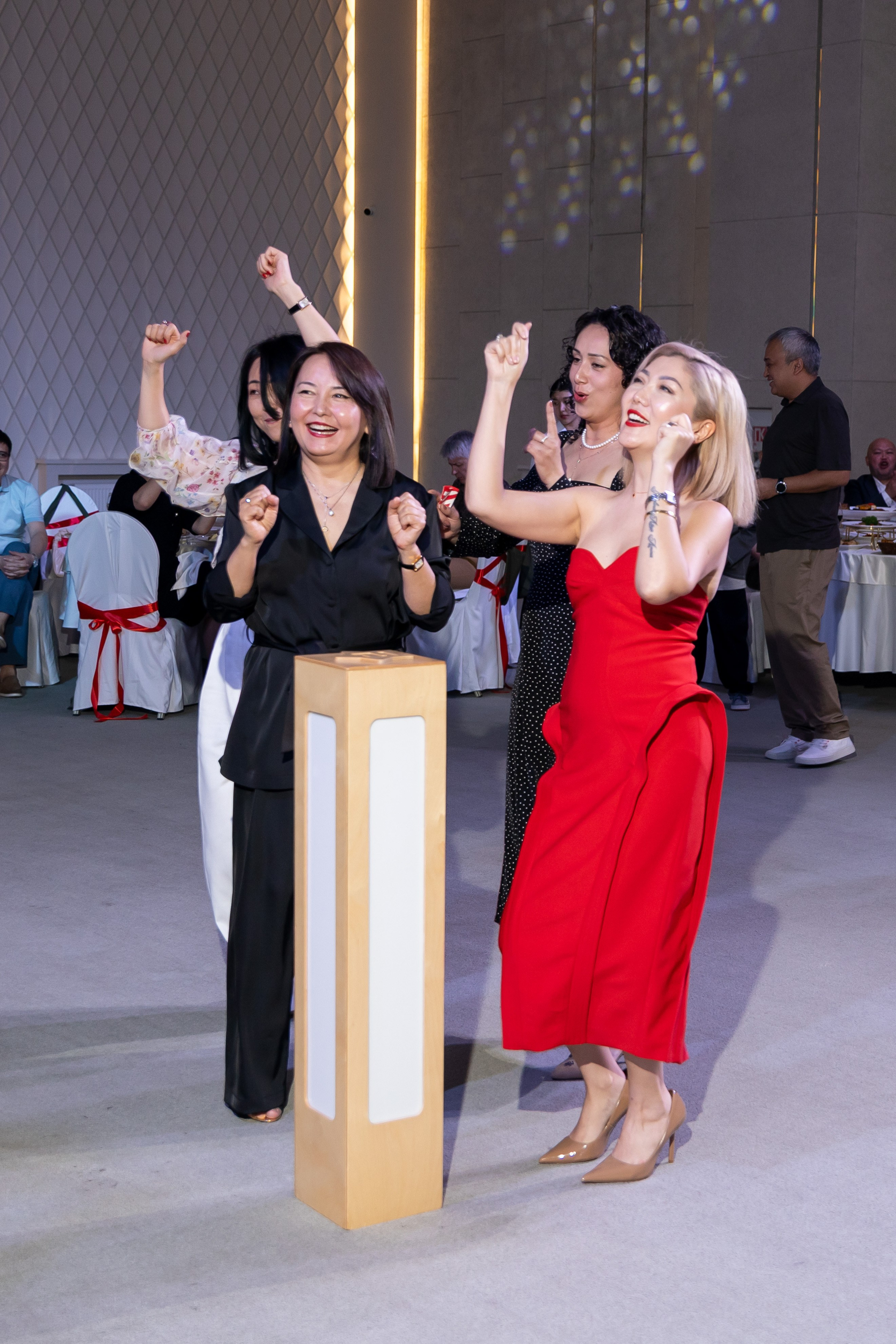 Юбилей | День рождения. Фото и видеосъемка в Алматы