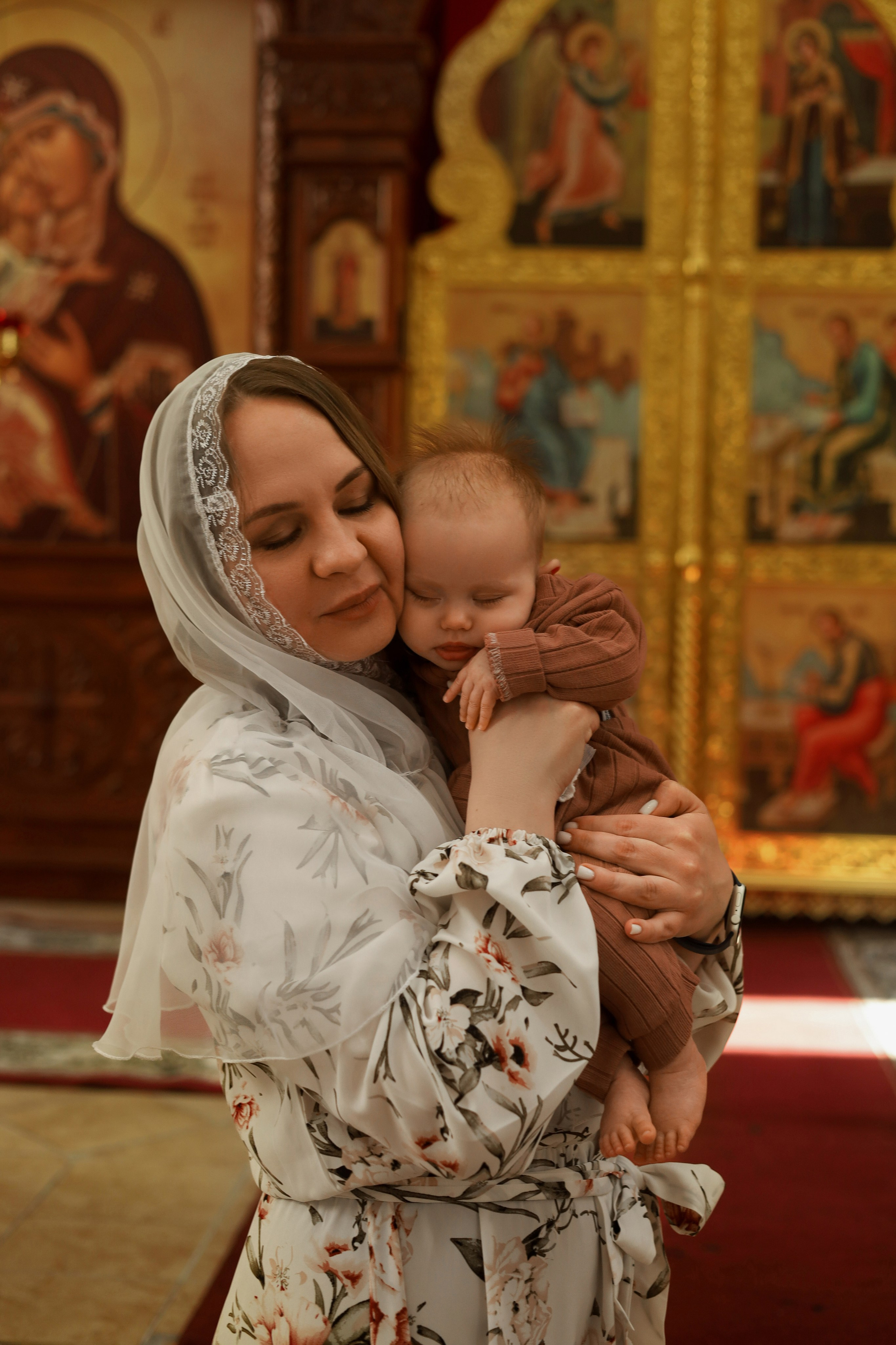 Таинство крещения. Фотограф новорожденных Саратов