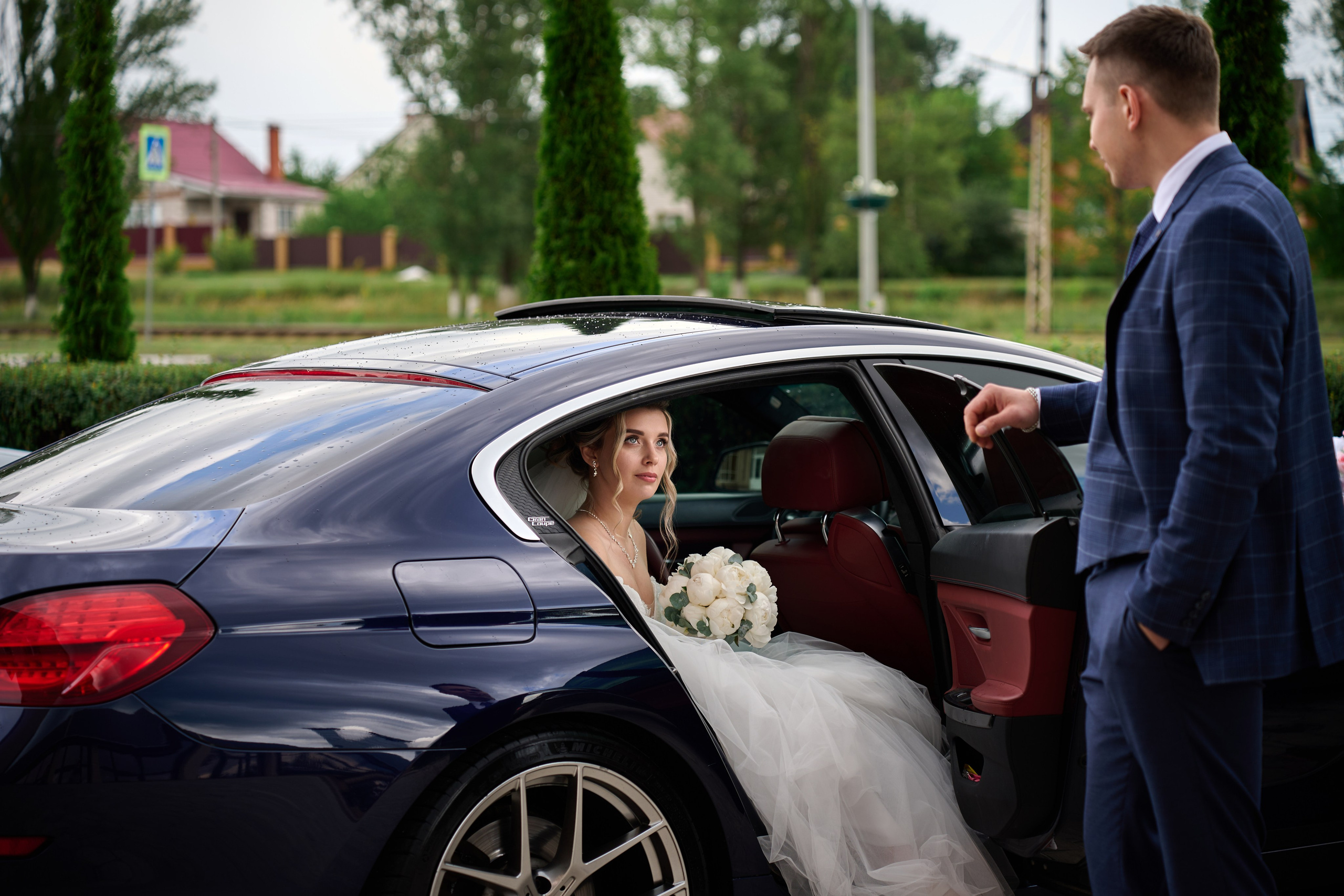 Свадебная фотосессия в Старом Осколе и Губкине. Профессиональный фотограф Старый Оскол, Губкин — свадьба, венчание, крещение, юбилей и день рождения