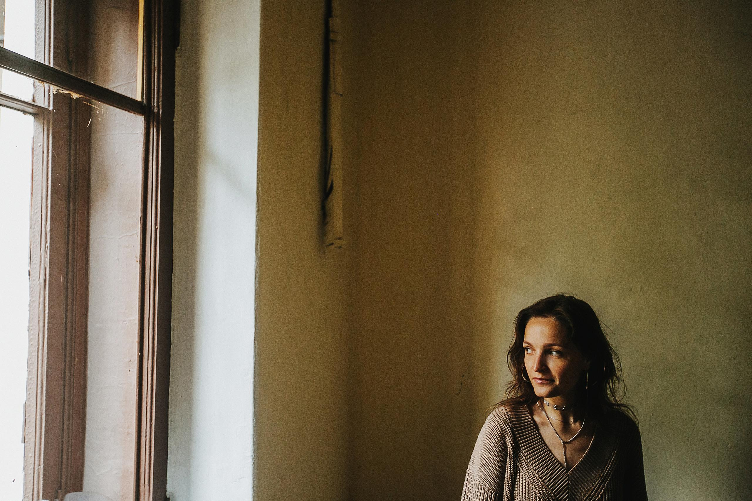 Юлия.однажды в Питере. Фотограф Полина Егорова город Тюмень