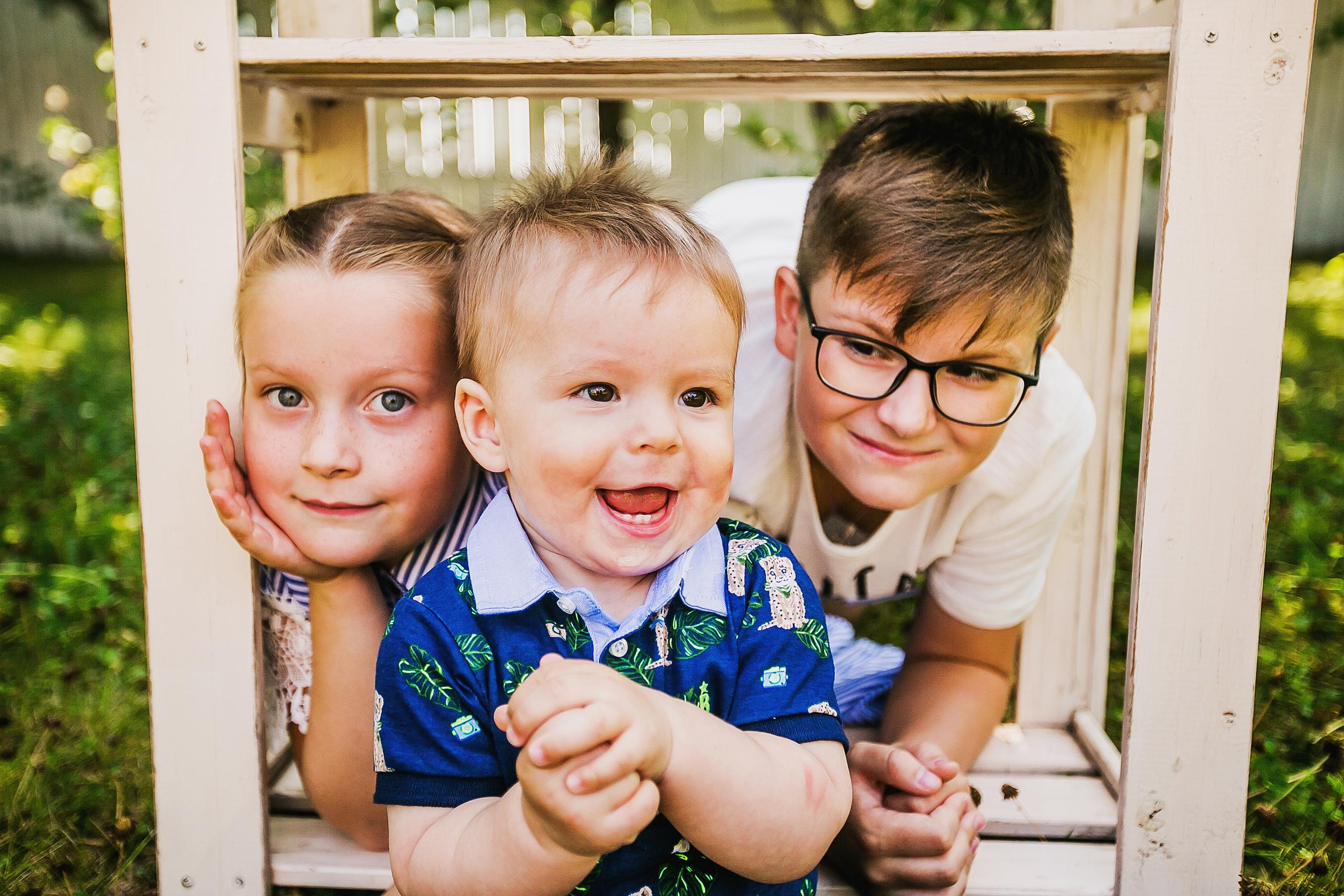 Давид и семья. 1 год. Фотограф Полина Егорова город Тюмень