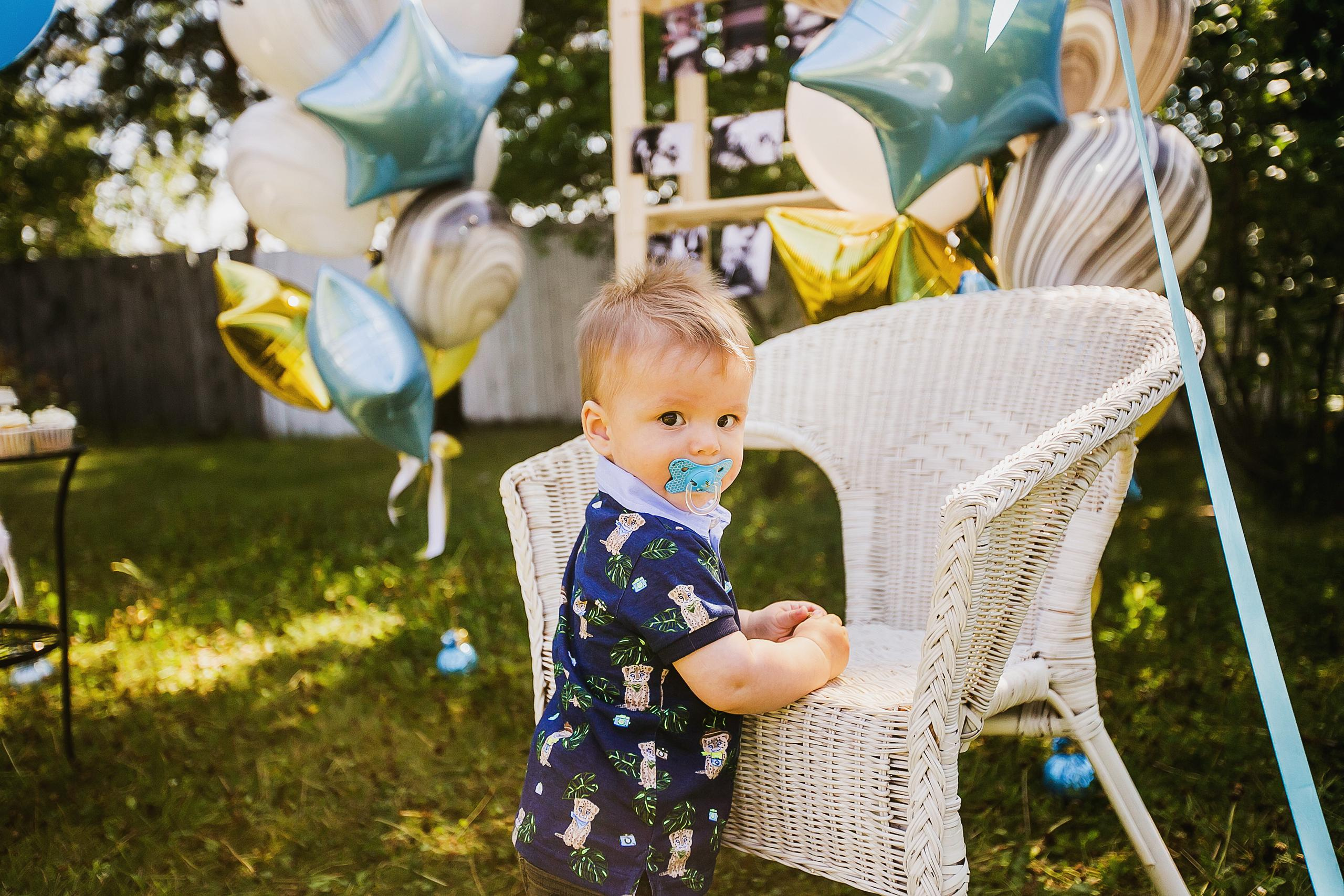 Давид и семья. 1 год. Фотограф Полина Егорова город Тюмень