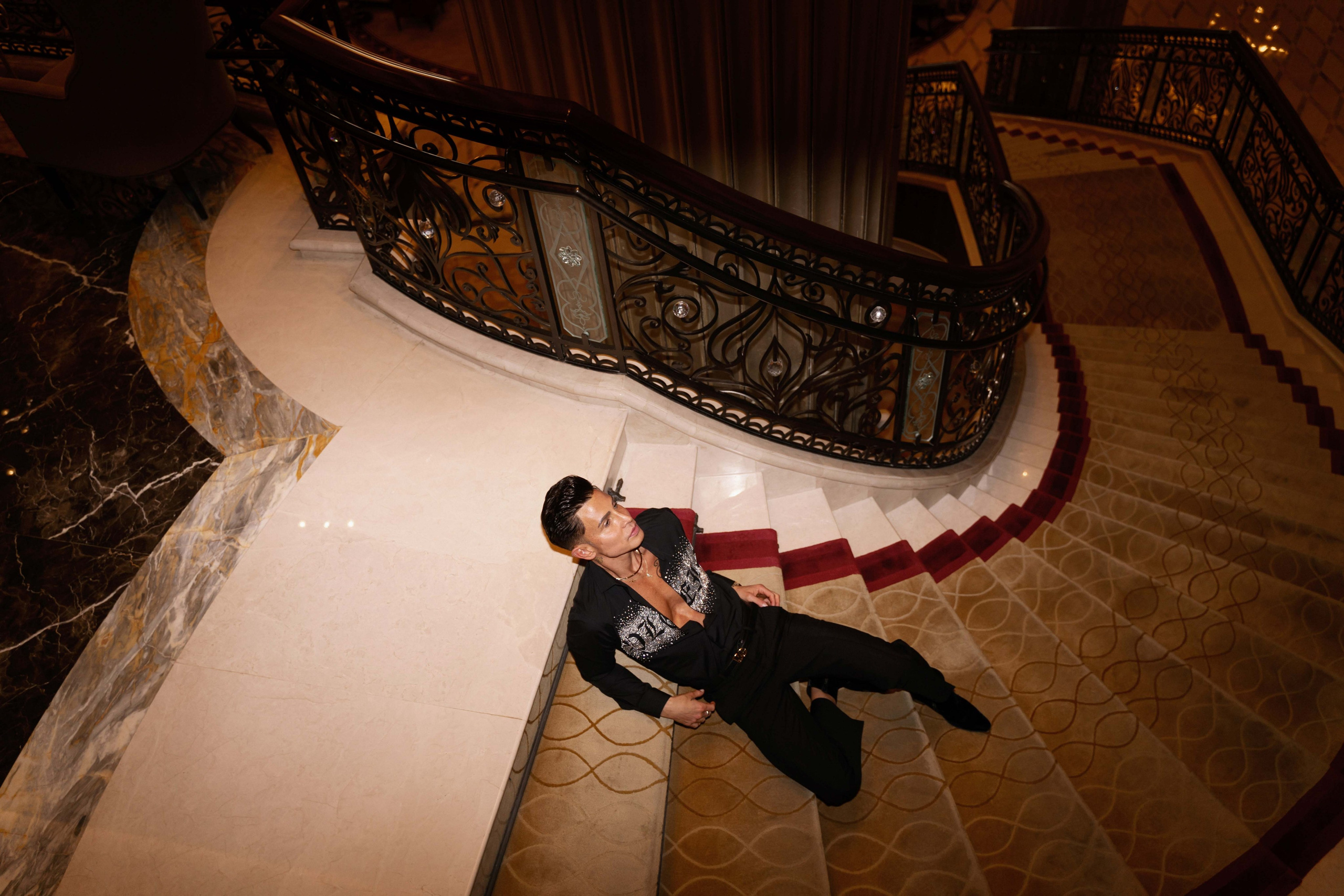 Фотосессия для мужчины в ОАЭ — никаких стереотипов. Фотограф ОАЭ