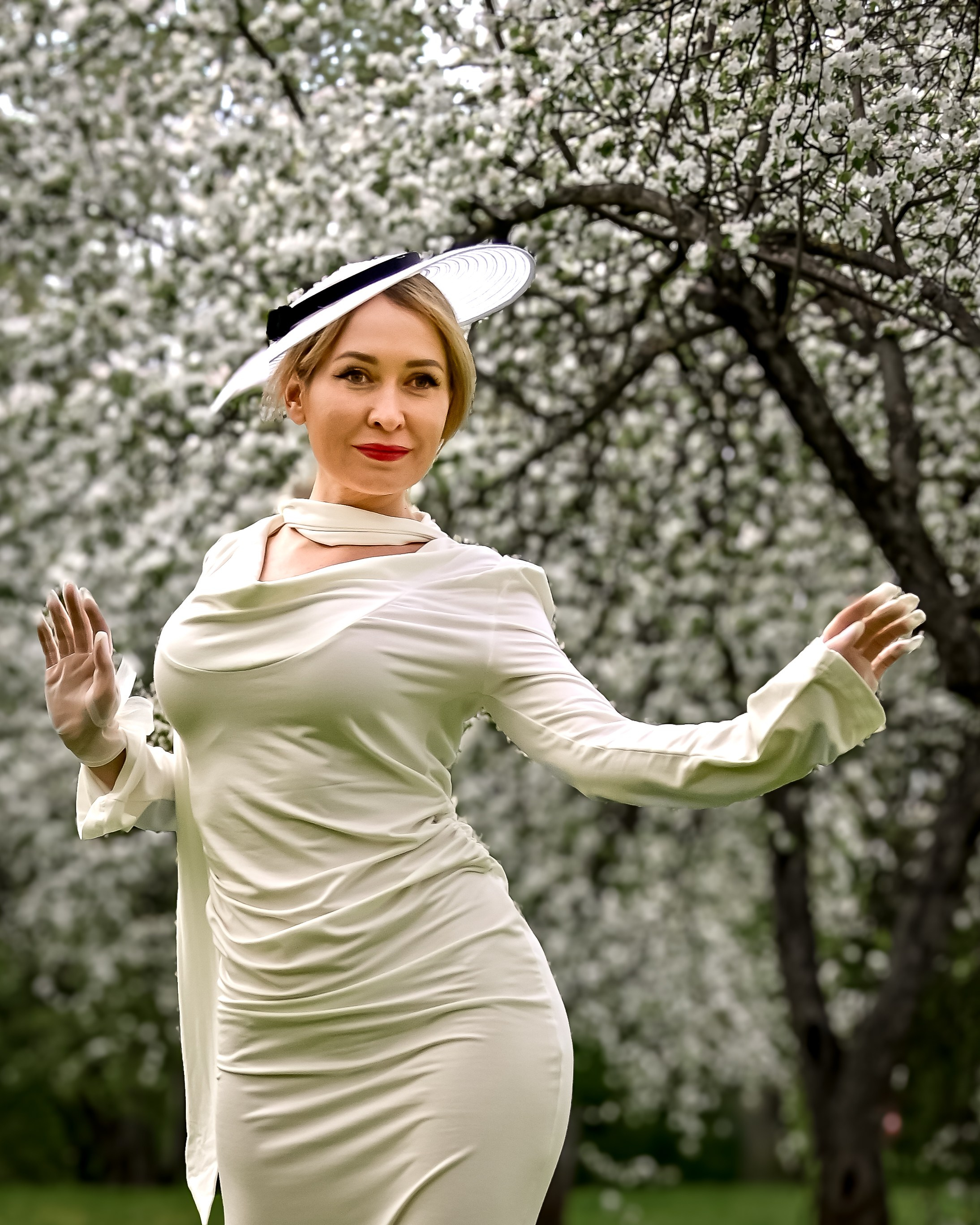 Цветение в Коломенском. Портретный фотограф в Москве Сергей Чудов