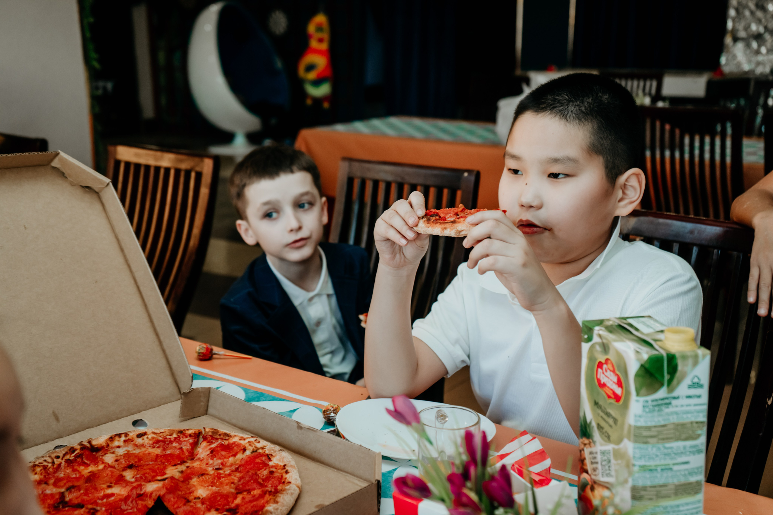 Детский фотограф в Улан-Удэ. сьемка утренников, школьных выпускных и детских праздников. Фотограф в Улан-Удэ. Свадебный фотограф в Улан-Удэ