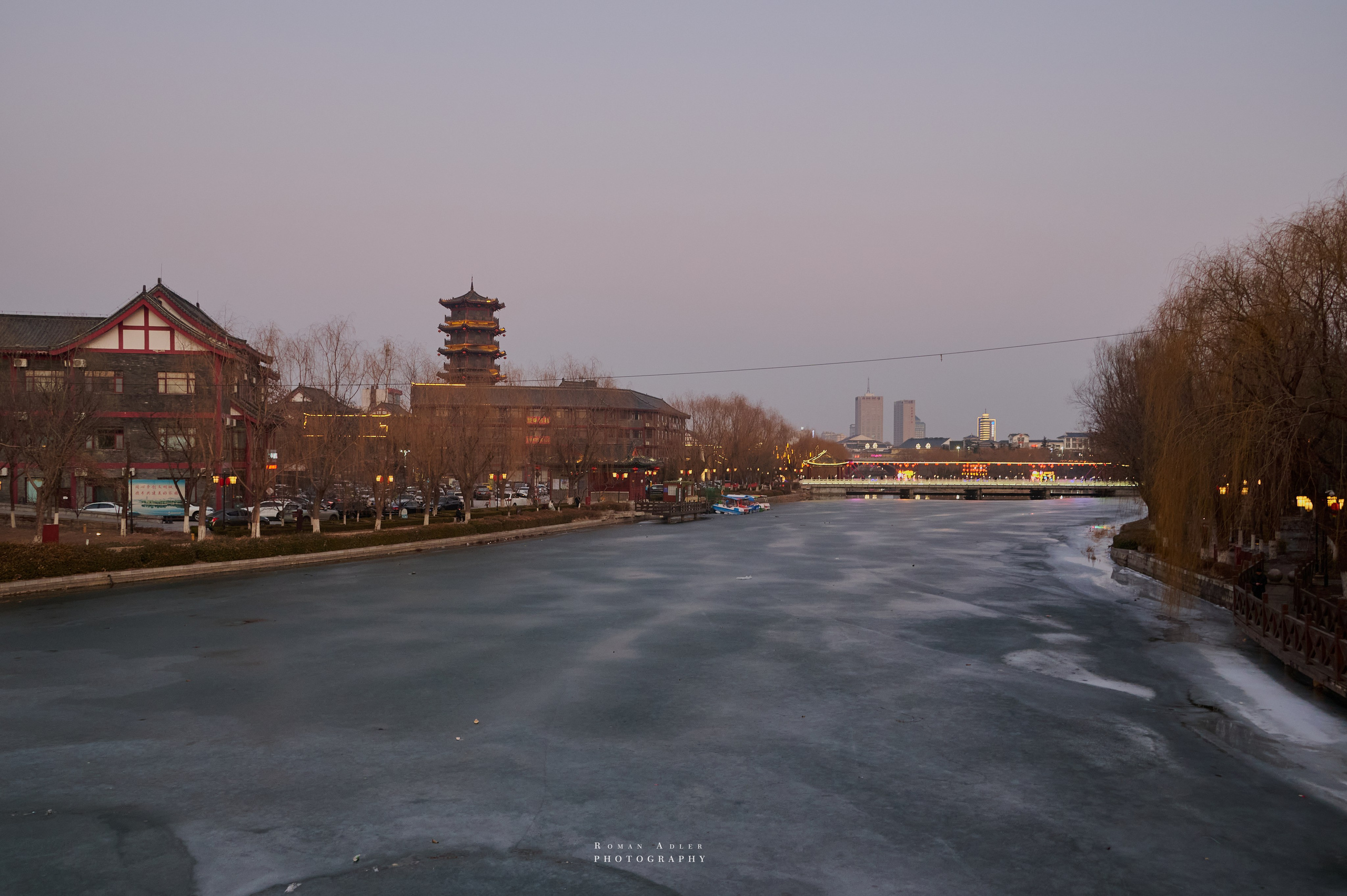 Городской парк Цинчжоу. Фотограф Роман Адлер