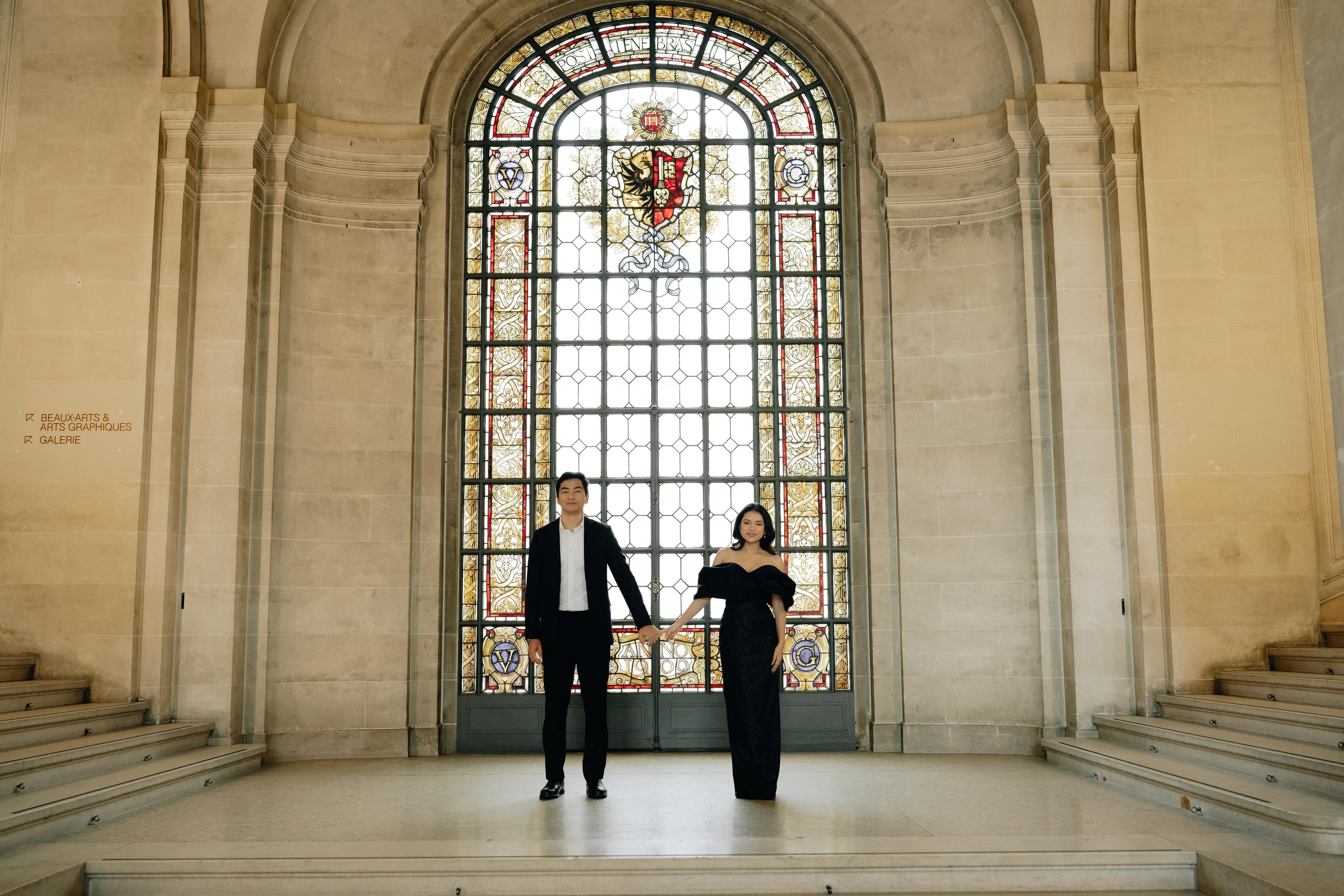 Fifi & Shamil | The Museum of Art. Профессиональный свадебный фотограф в Женеве и Швейцарии | Таня Вовчецкая