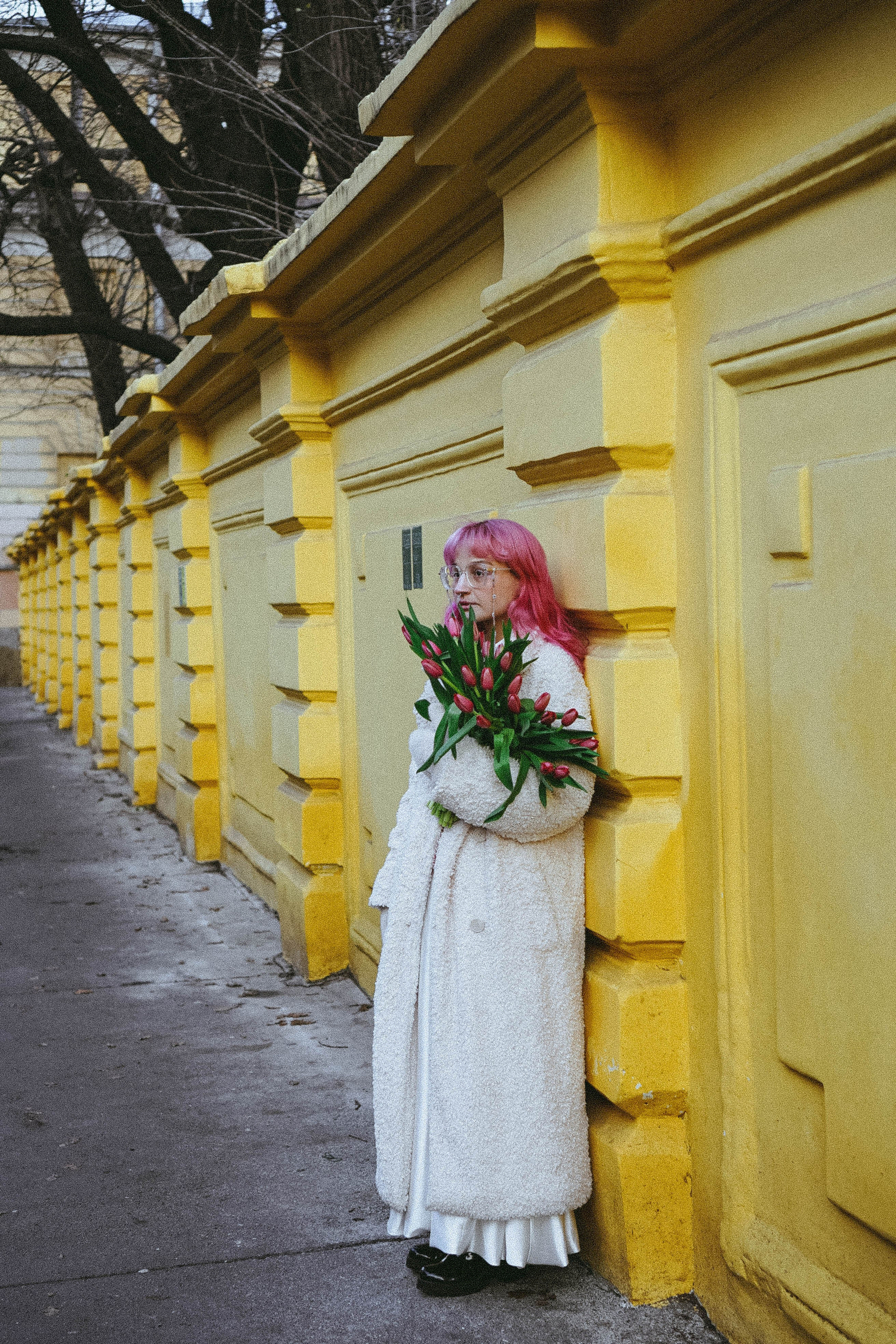 Прогулочная фотосессия с тюльпанами. Профессиональный фотограф, Санкт-Петербург — Виктория Богомолова