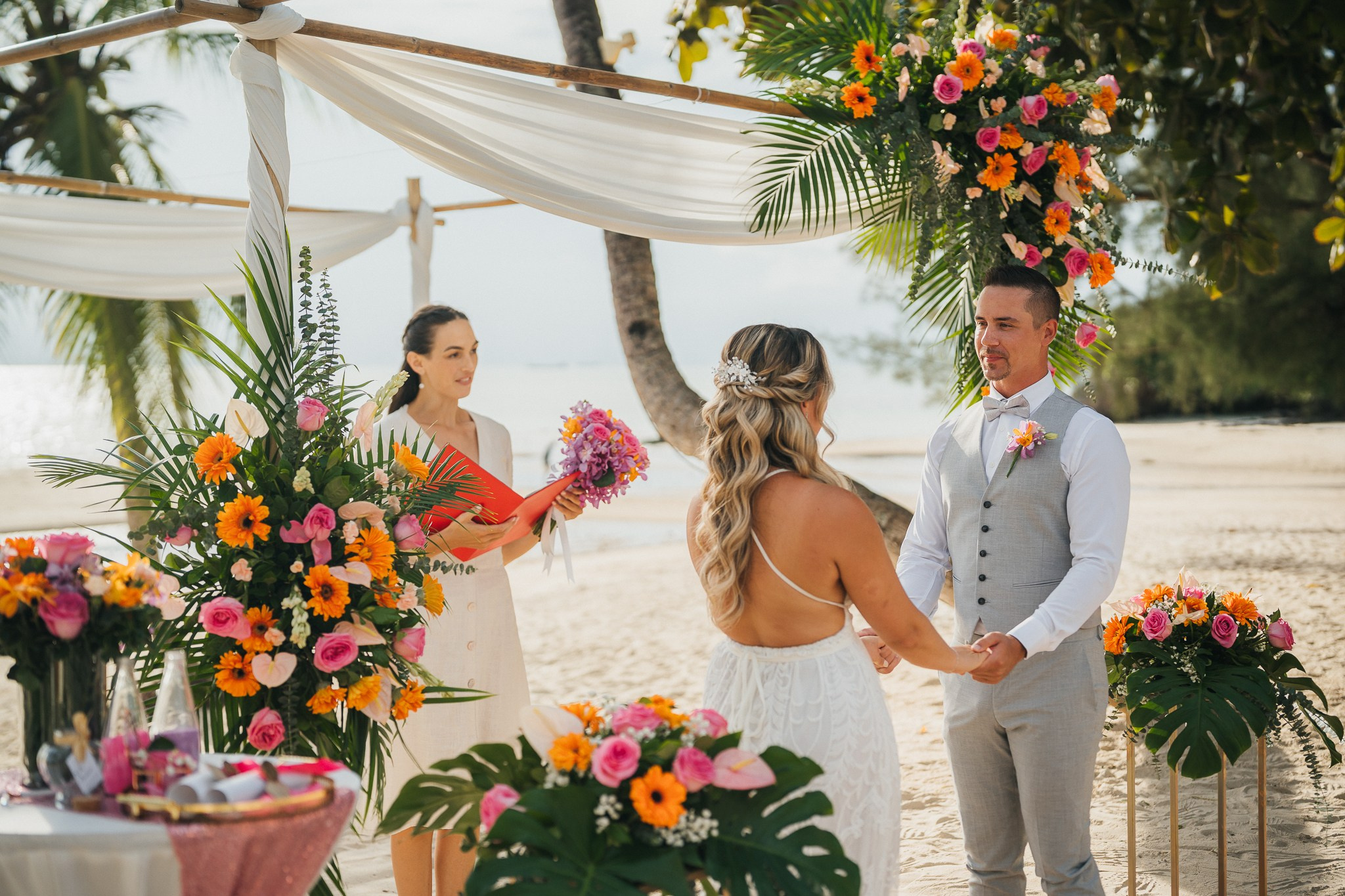 Andrew and Ashley 15.04.2025. Mariage à Koh Samui, en Thaïlande. Whatsapp: +66 94 3 650 301
