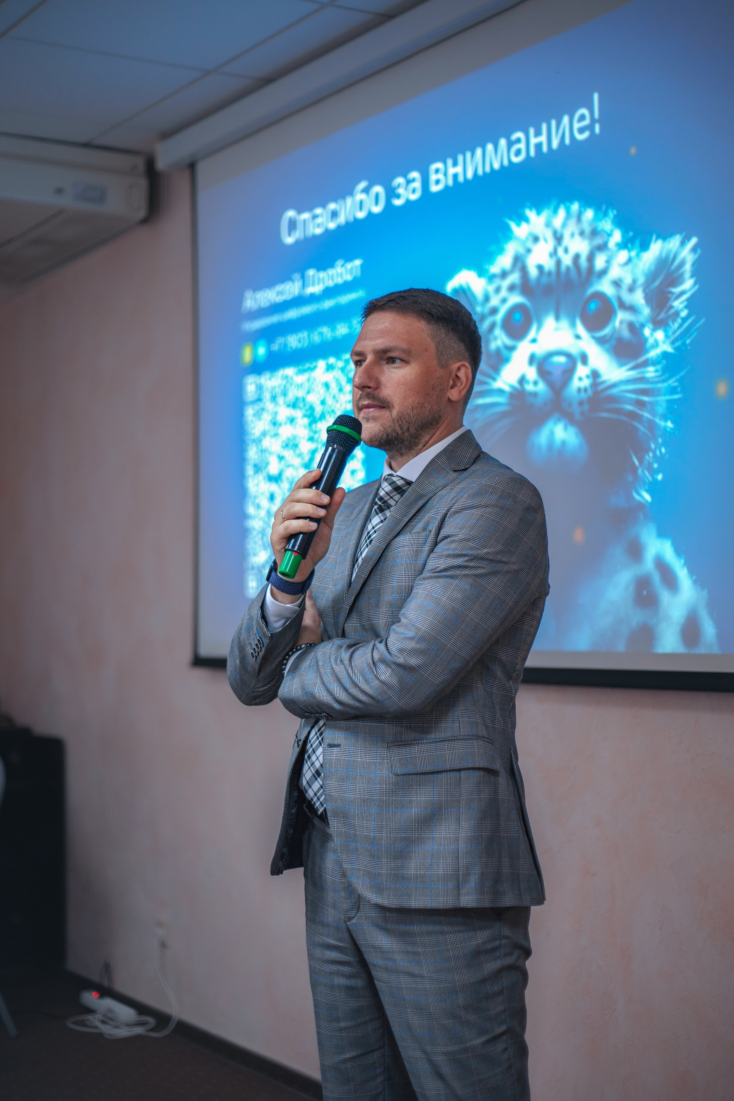 Коммерческая фотосессия для Ак Барк Банк в городе Ижевск. Бизнес фотограф Ижевск — Назаров Роман