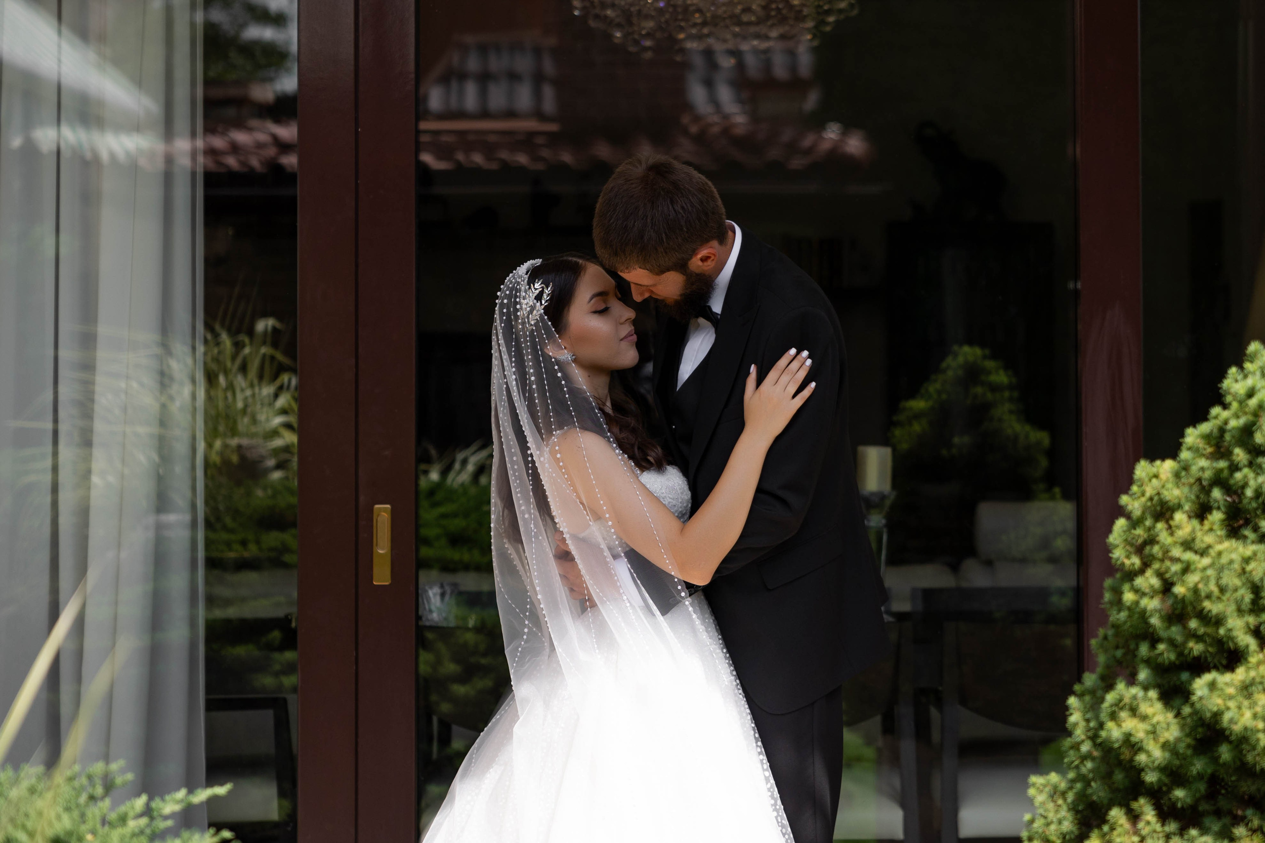 Милана и. Видеосьемка, фотосьемка свадеб, юбилеев, утренников в Краснодарском кр