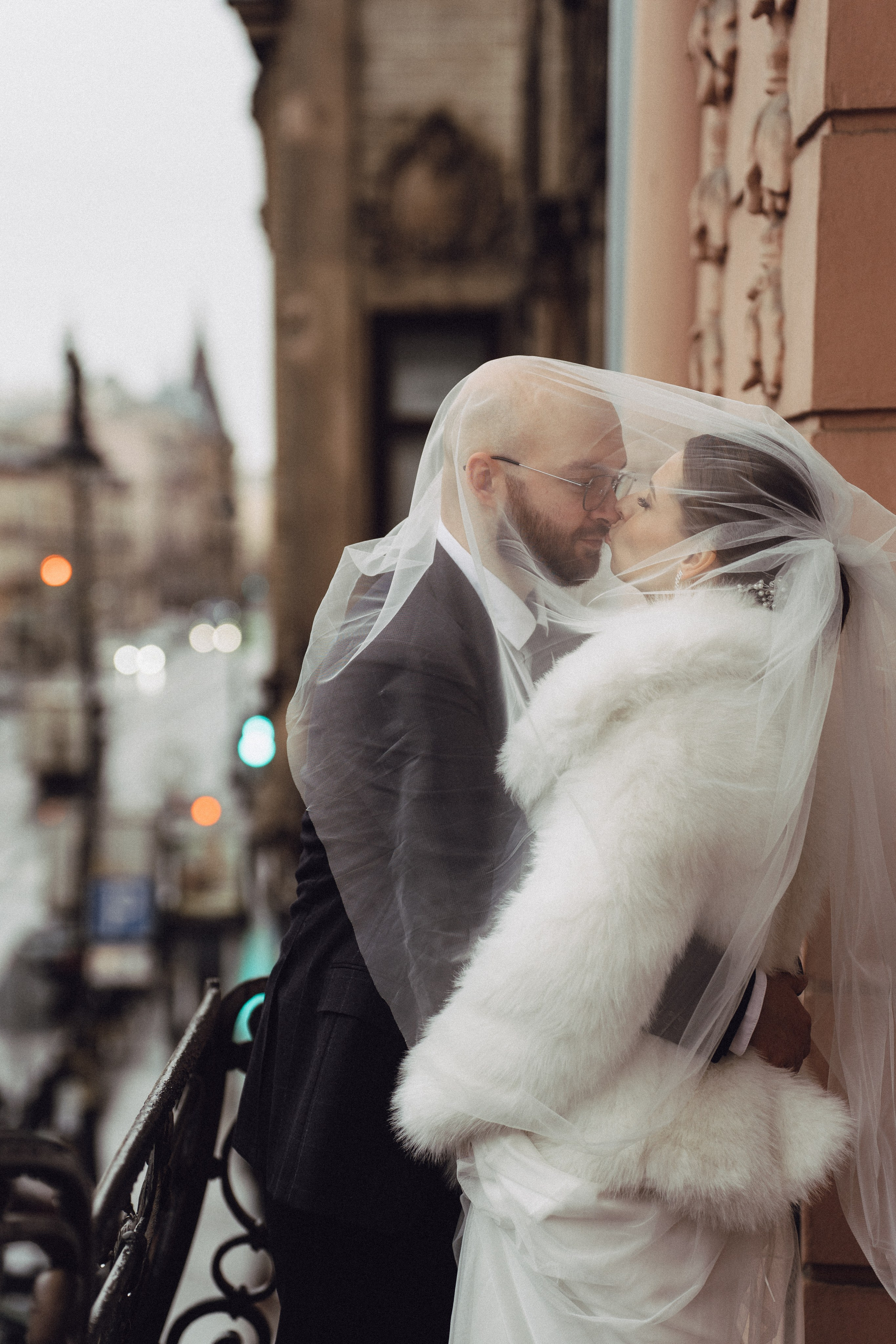 СВАДЕБНАЯ СЬЕМКА ВО ВТОРОМ ДВОРЦЕ (ДЕКАБРЬ) ТАКЖЕ СЬЕМКА В СТУДИИ НА ЧЕРНЫШЕВСКОЙ. Профессиональный фотограф, Санкт-Петербург — Виктория Богомолова
