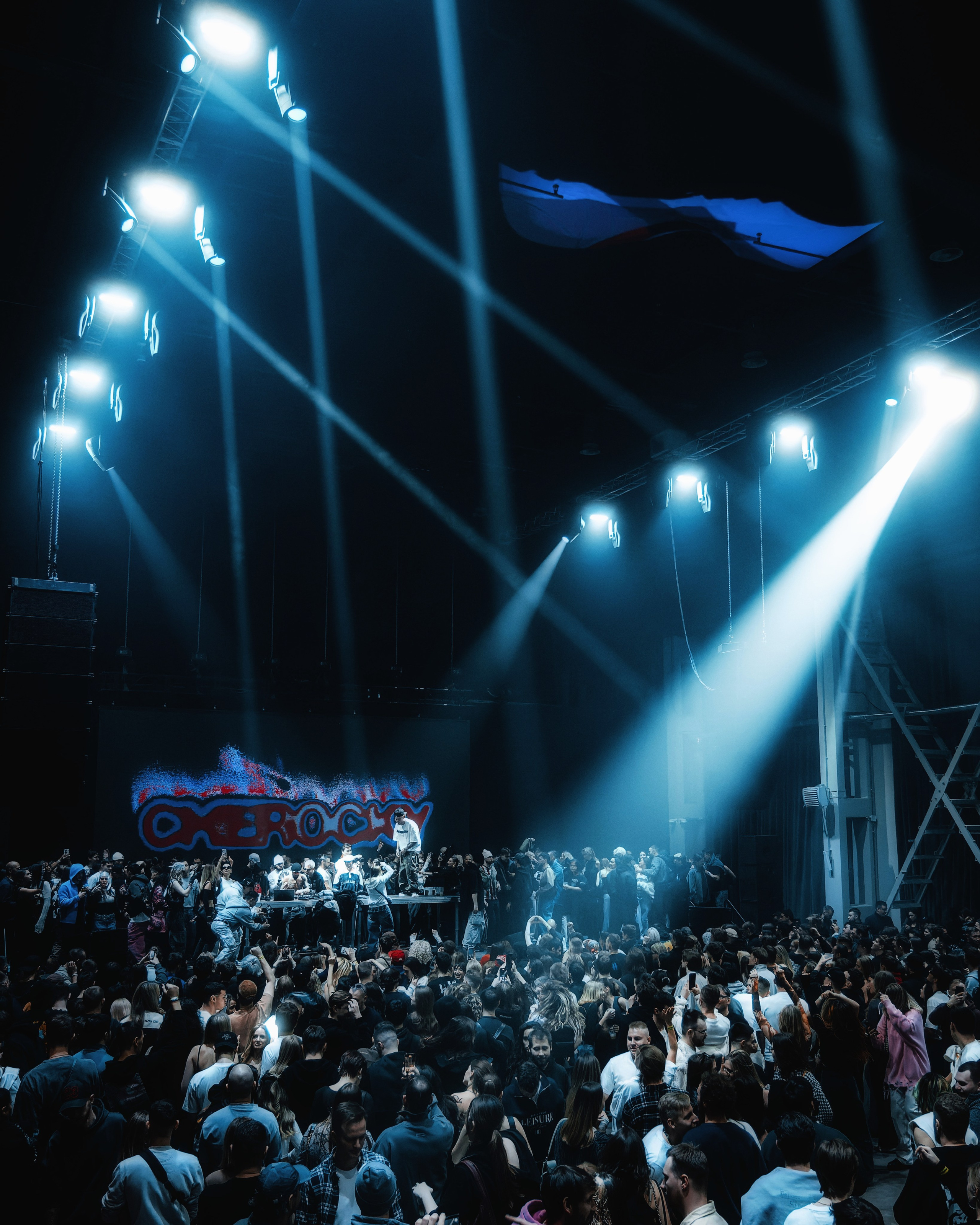 AVG x Desiigner в Tau 21.02.2025. Репортажный фотограф и видеограф в Москве