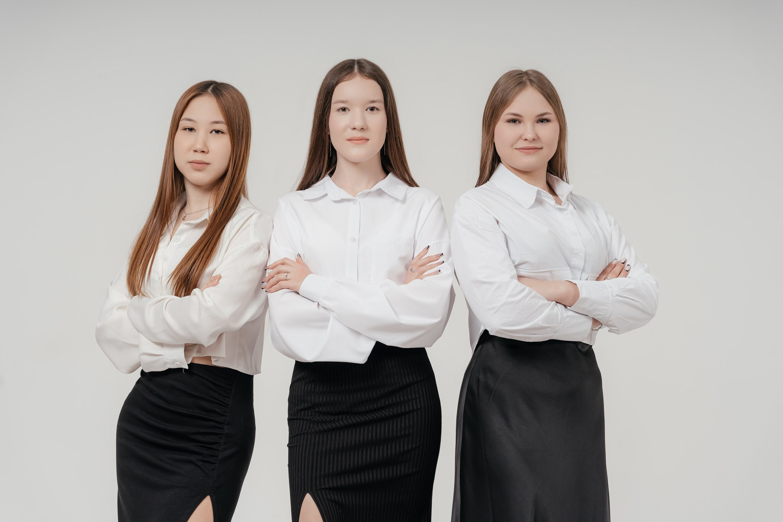 Выпускные альбомы. Akhmadeevmedia.ru