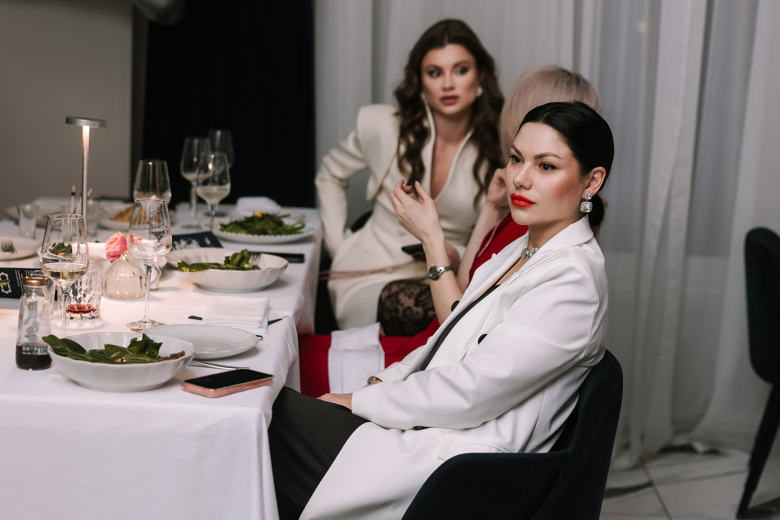 14 февраля (суббота). BENUAR Restaurant