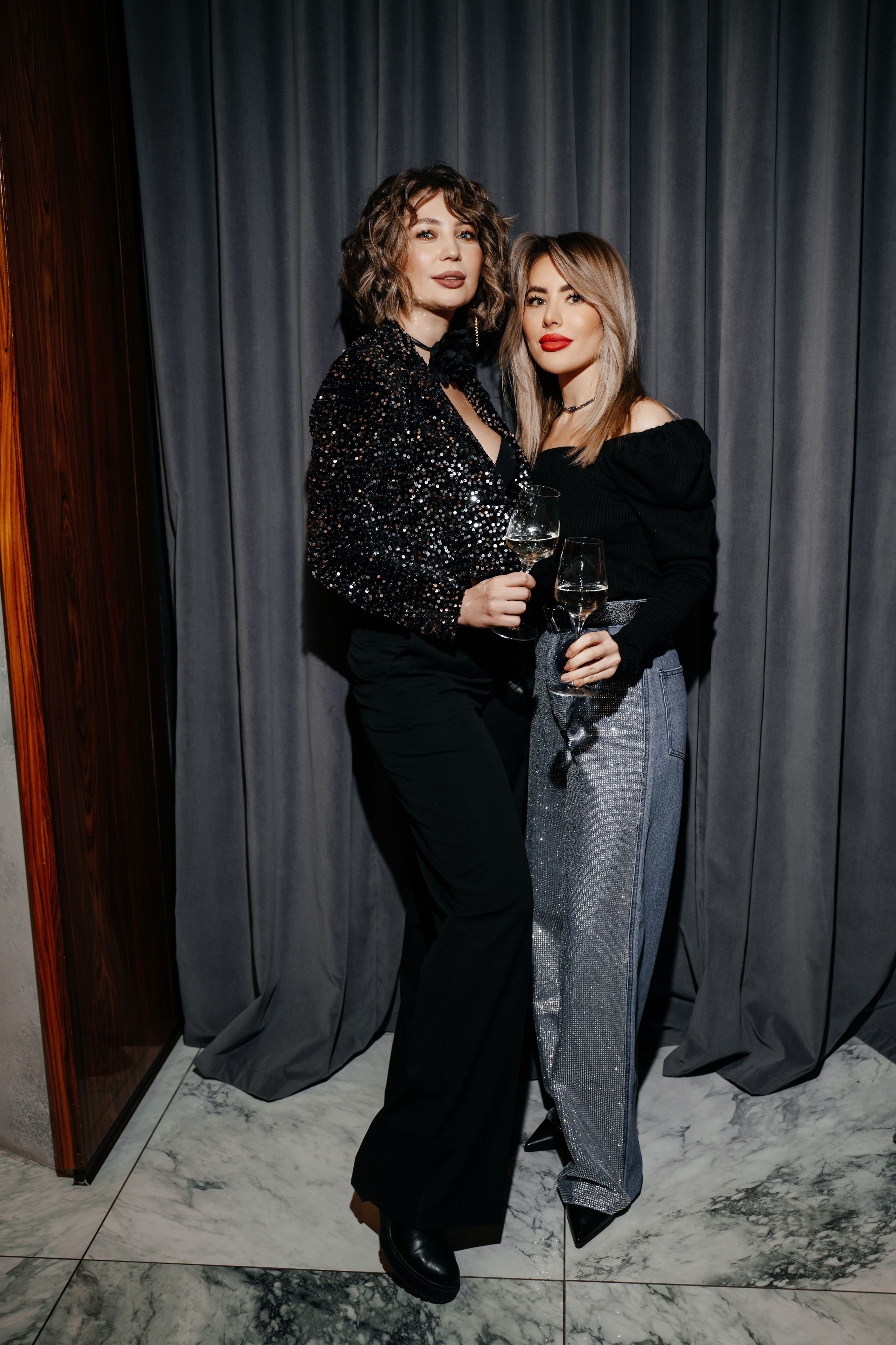 26 января (пятница). BENUAR Restaurant