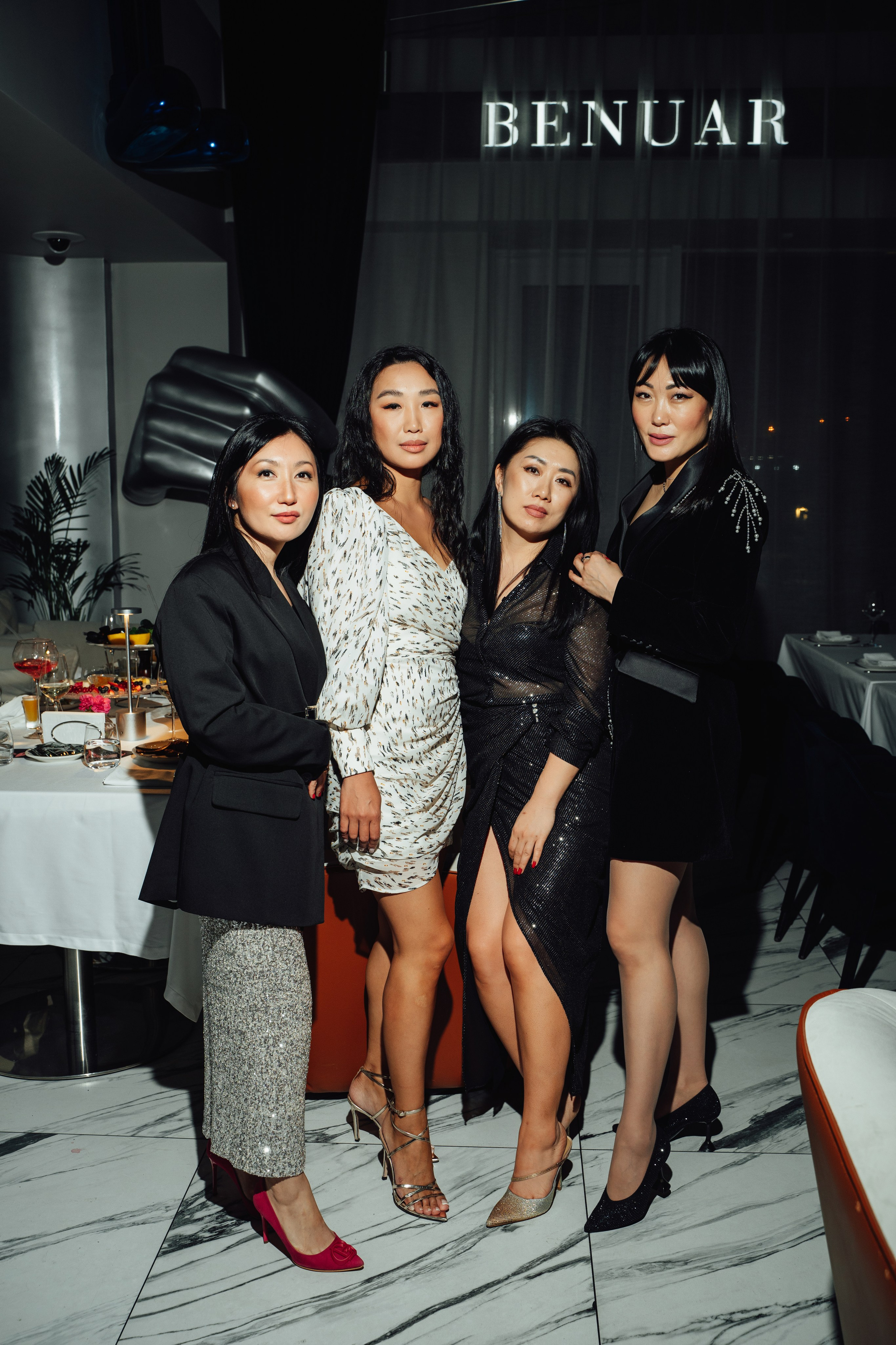 12 апреля (пятница). BENUAR Restaurant