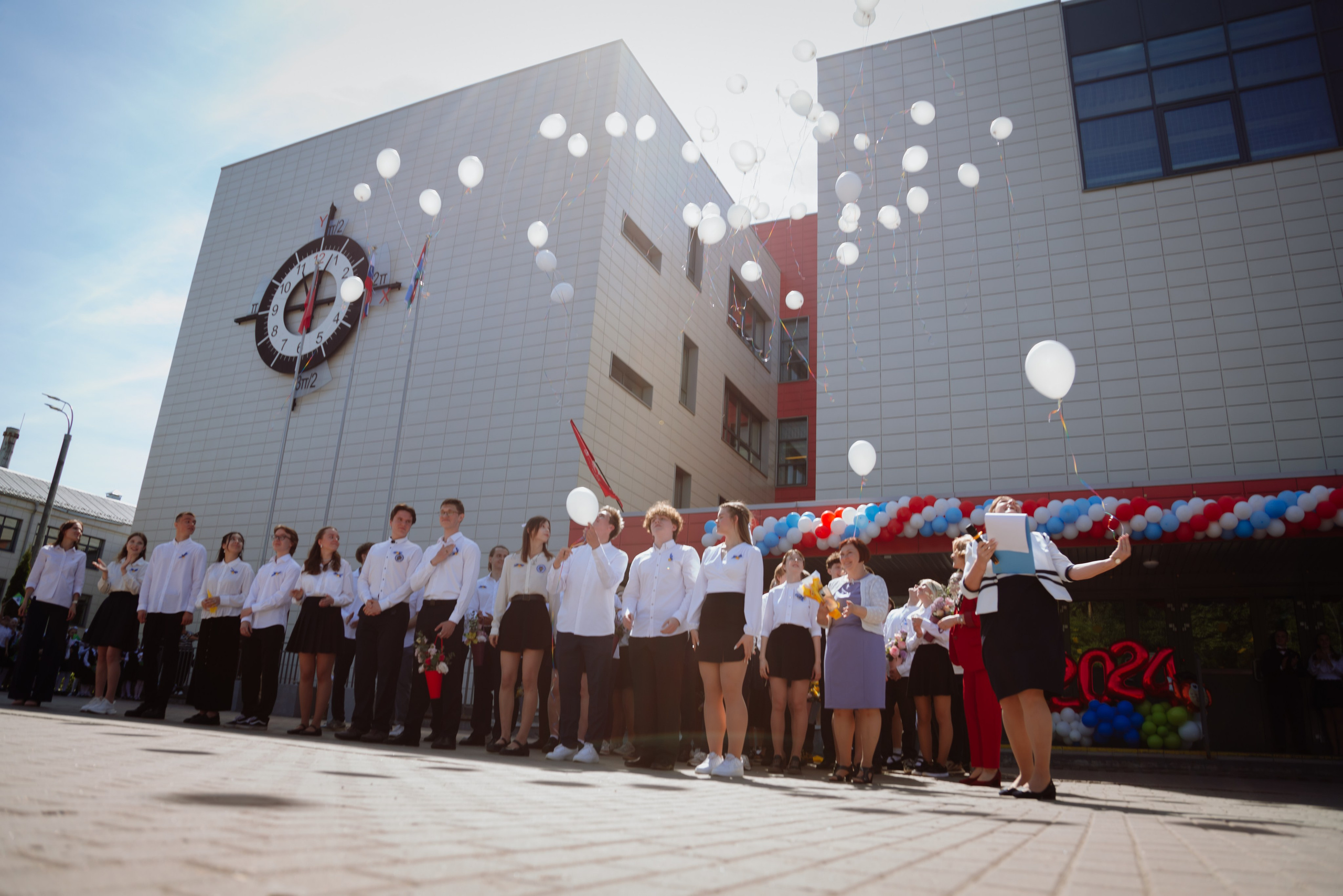 Последний звонок 2024 (2 часа фотосъемки). Профессиональный фотограф Надежда Антонова