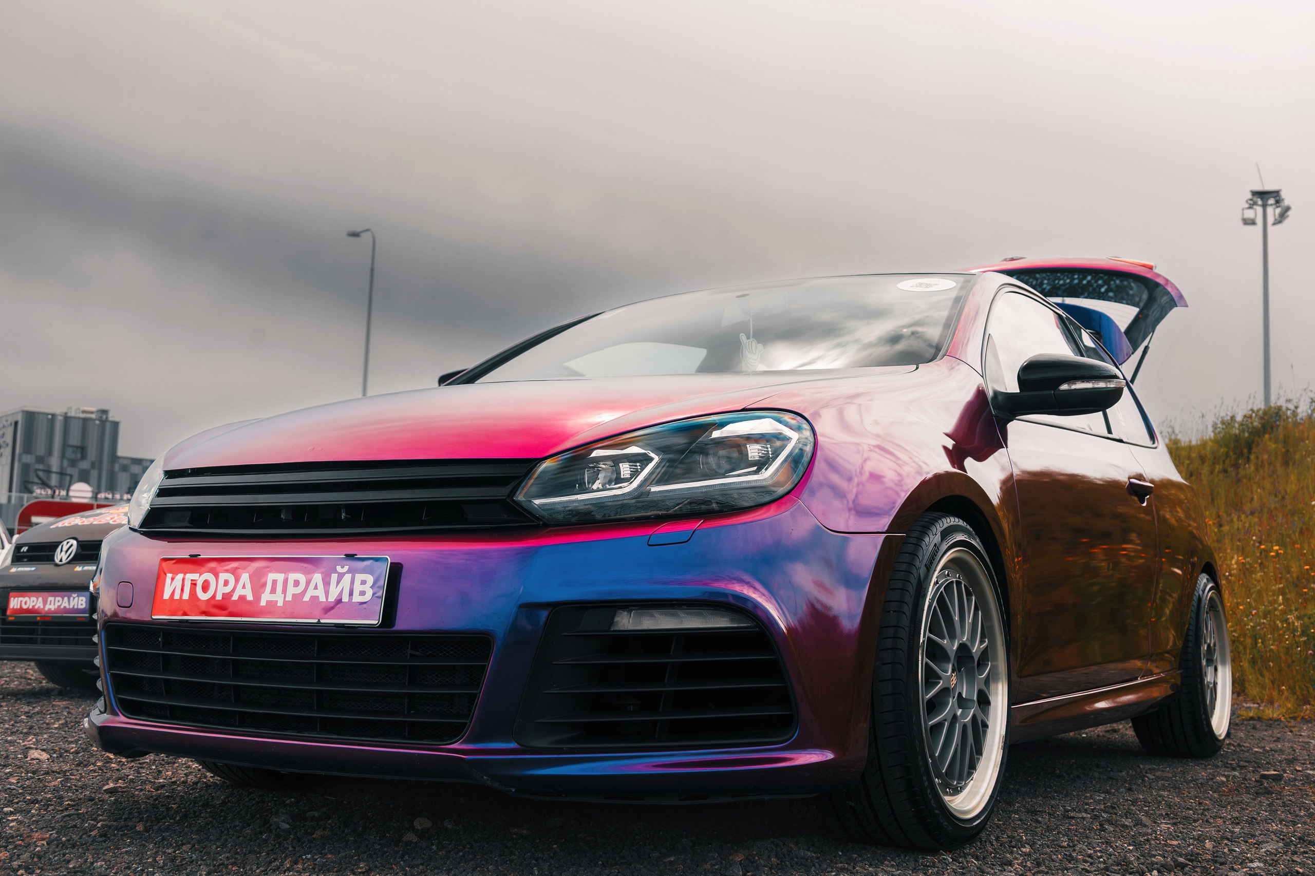 IDDC Этап 2: Бетонный Колизей и блогеры в деле