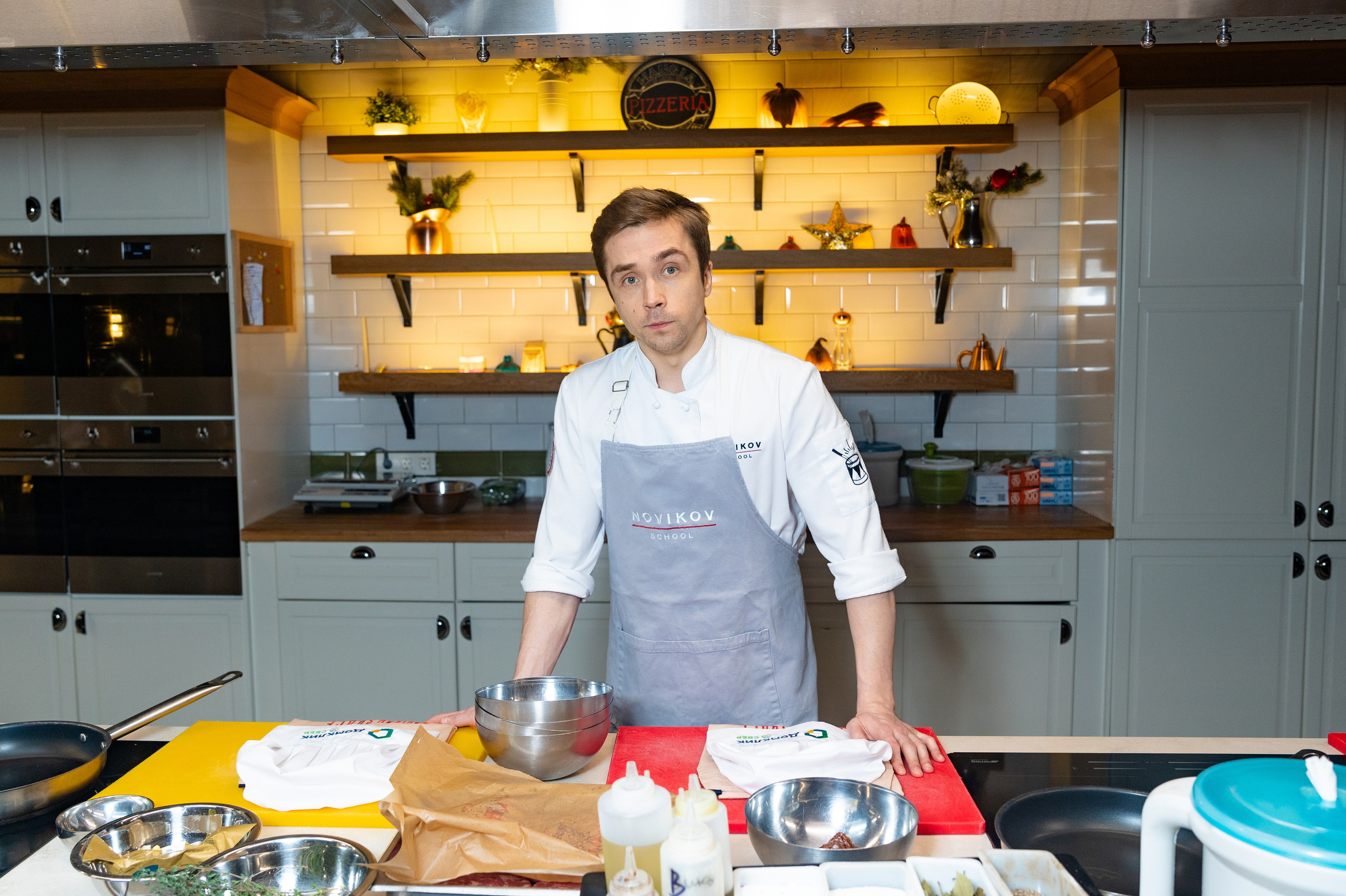 NOVIKOV SCHOOL — Умами зал. Фотограф Никита Комаров