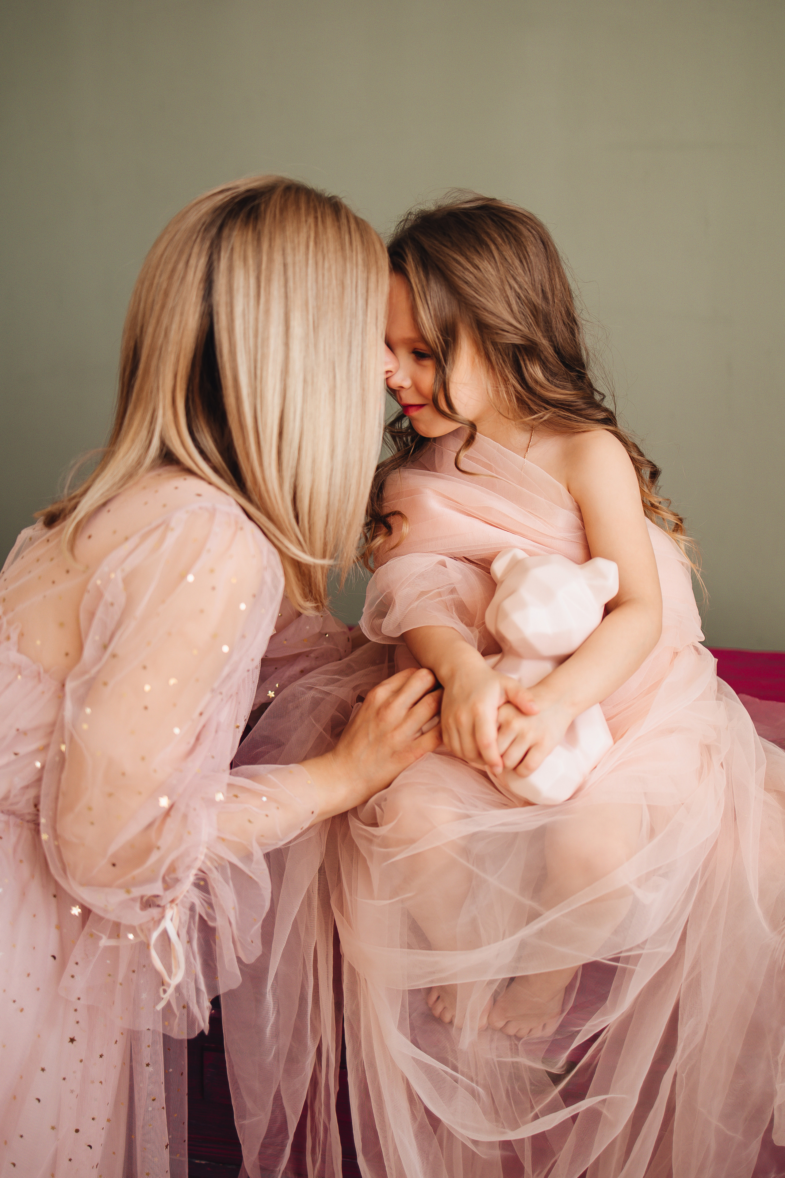 Эля и Мира. Фотограф Юлия Исаева