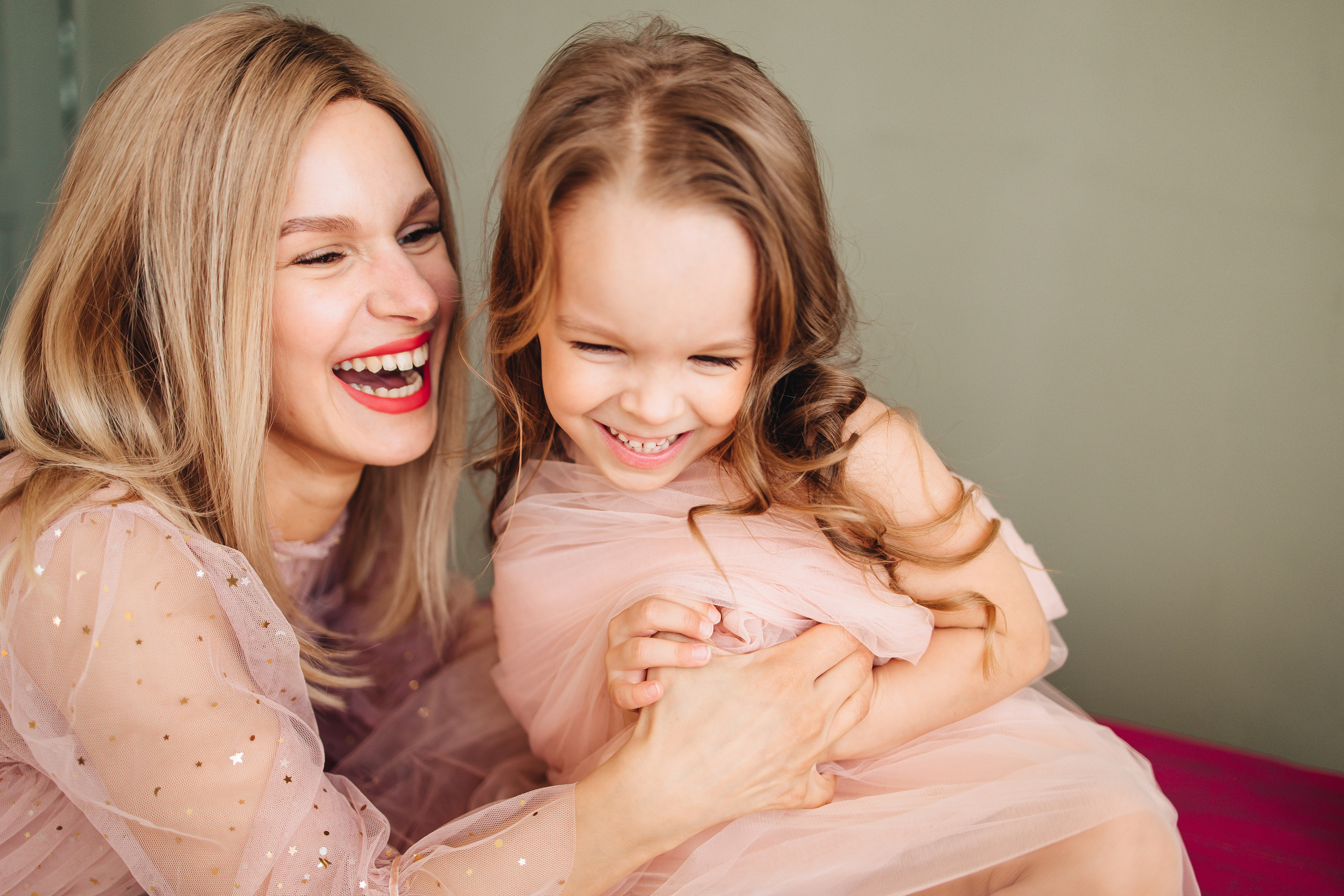 Эля и Мира. Фотограф Юлия Исаева