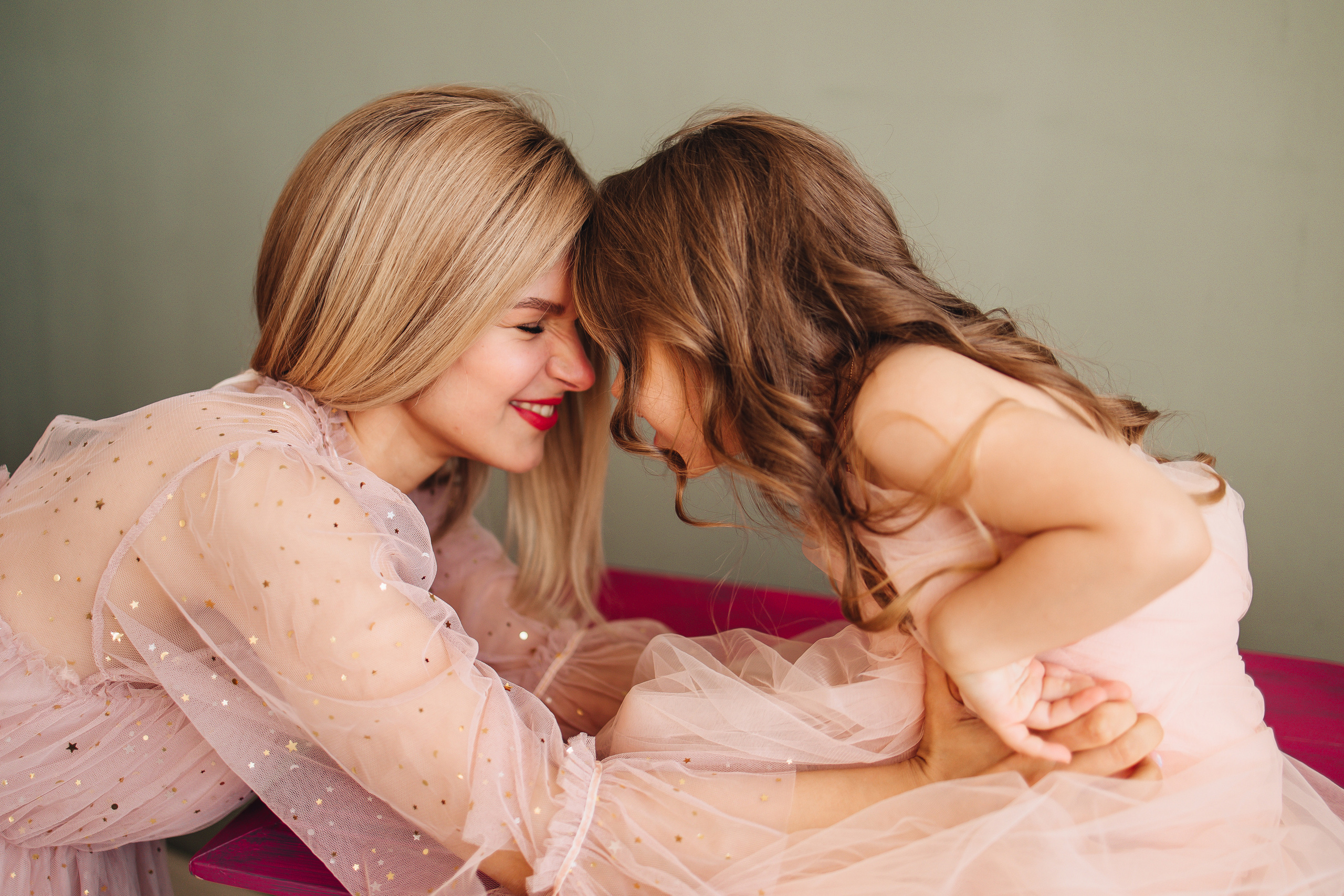 Эля и Мира. Фотограф Юлия Исаева