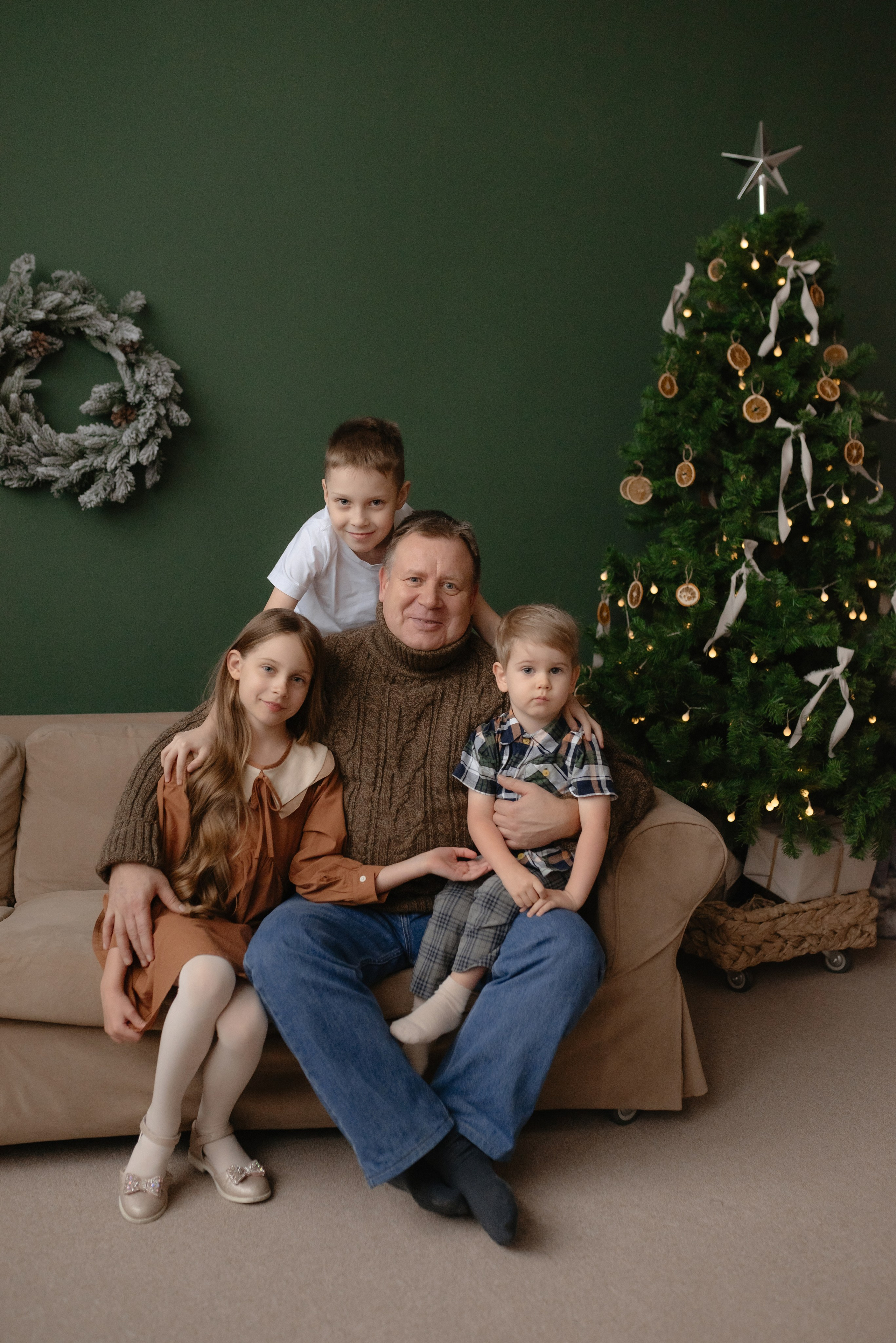 Семейная новогодняя фотосессия. Семейный и портретный фотограф Нижний Новгород