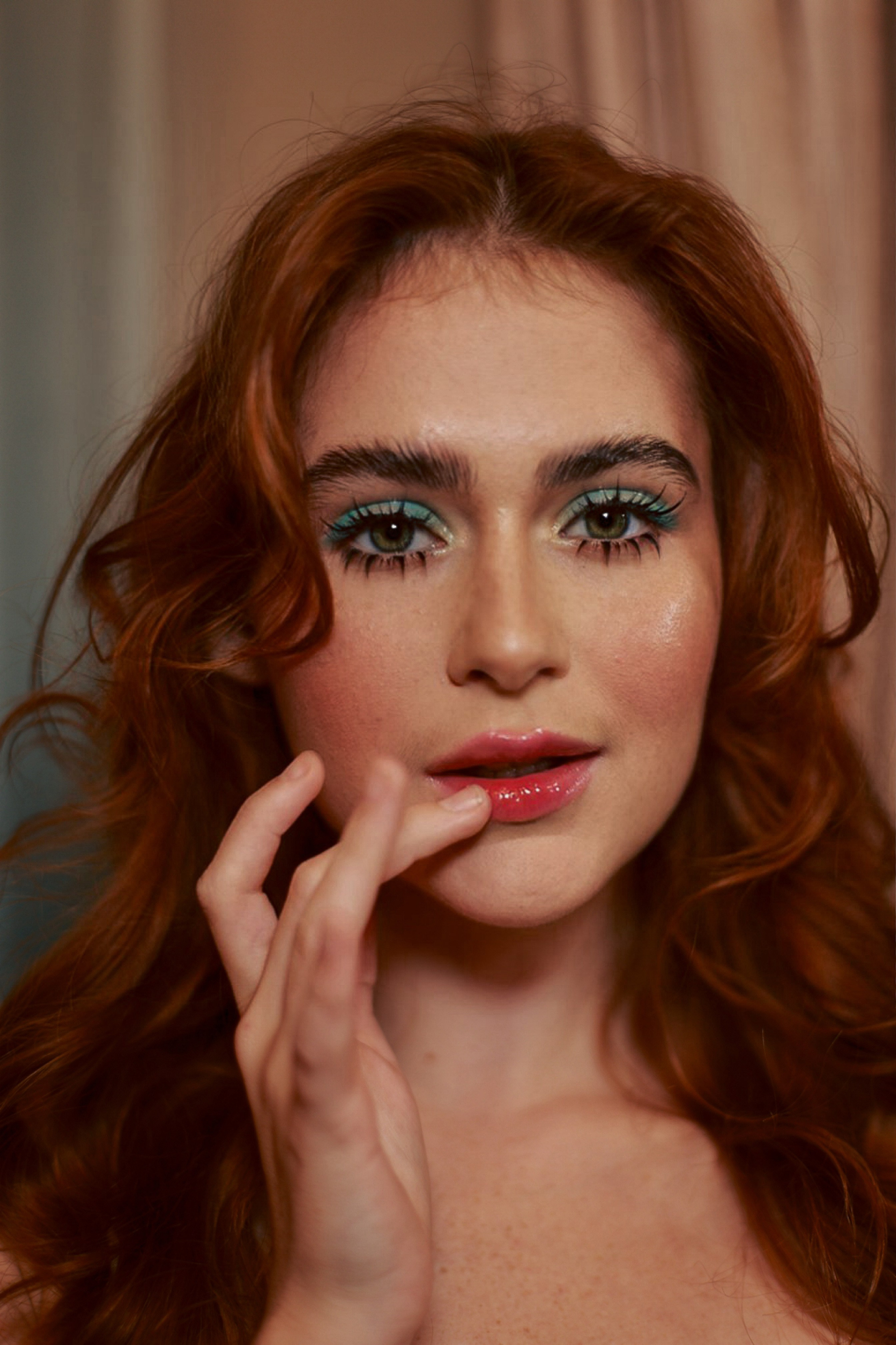 Варвара. Фотограф & Видеомейкер в Москве