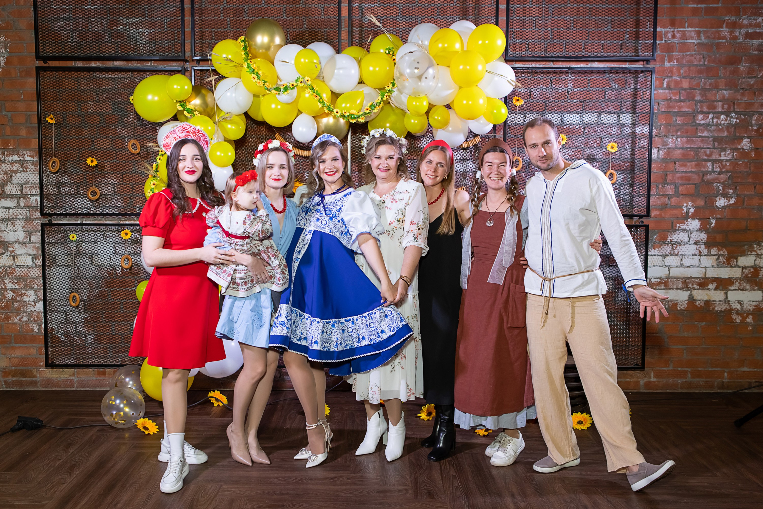 День Рождения в Food Factory. Репортажный и семейный фотограф в Новосибирске Елена Каменева