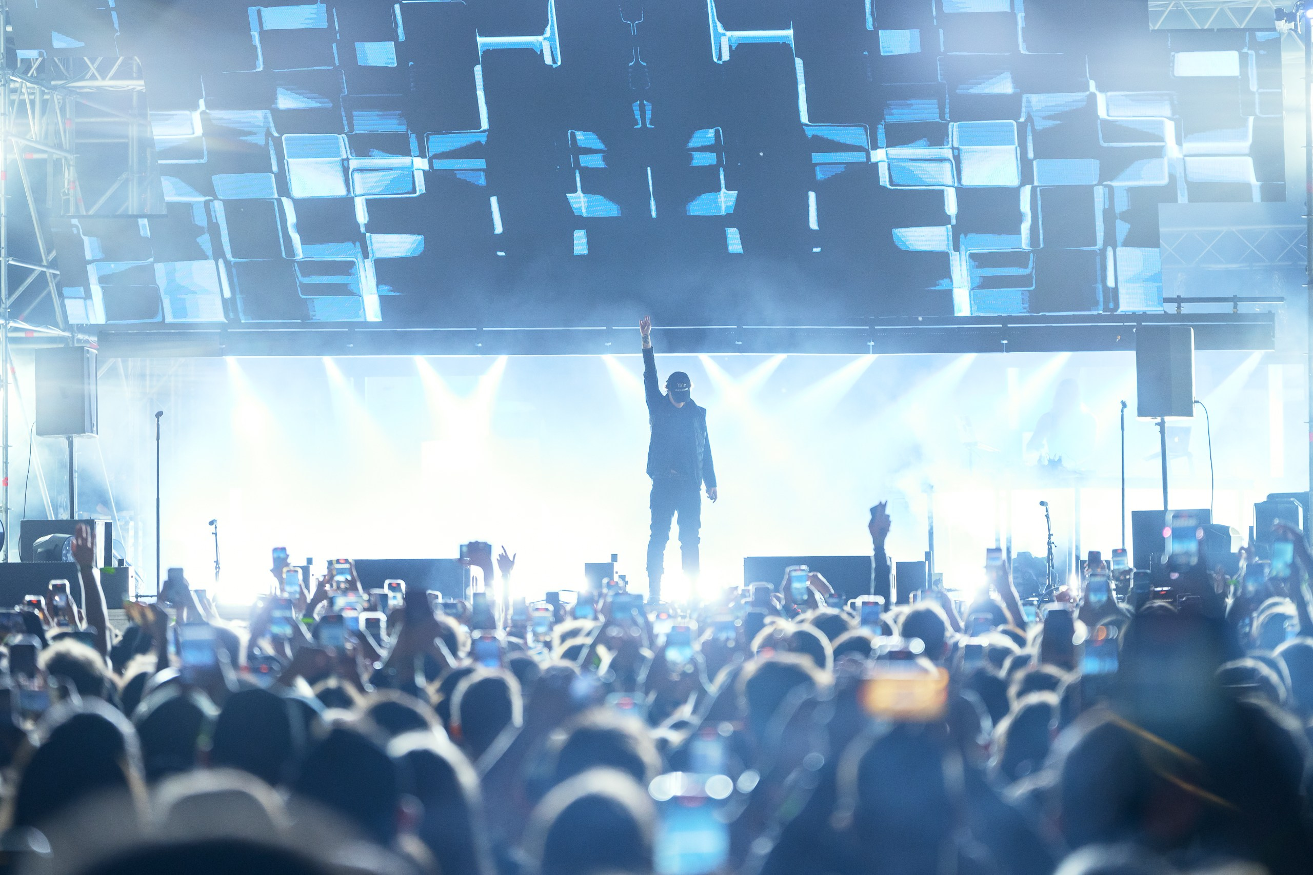 ПАРИ ФЕСТ. Sunnyman