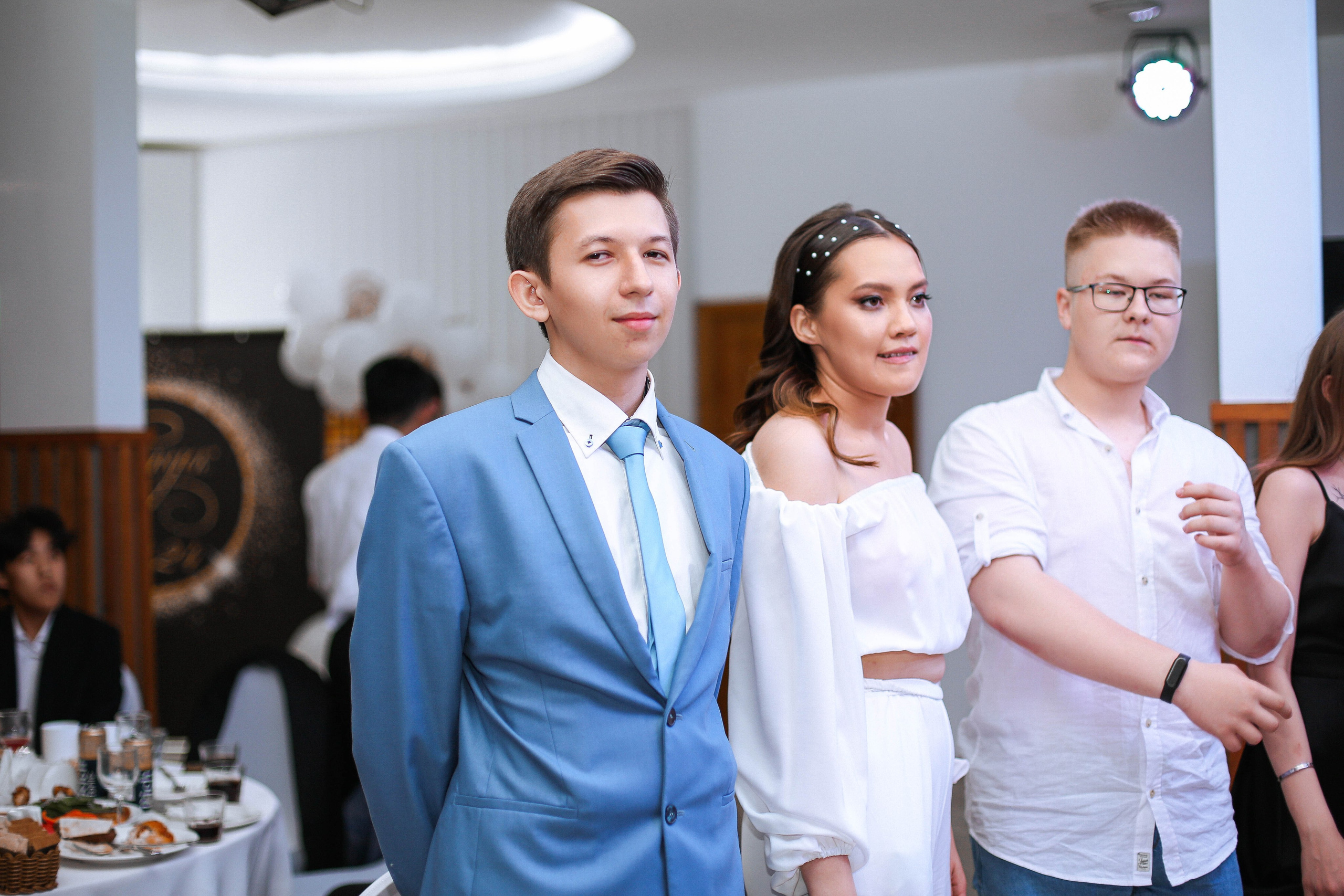 Свадебный и Школьный фотограф Улан-Удэ Бурятия Джулия Топоева Выпускные альбомы Фотограф на мероприятие