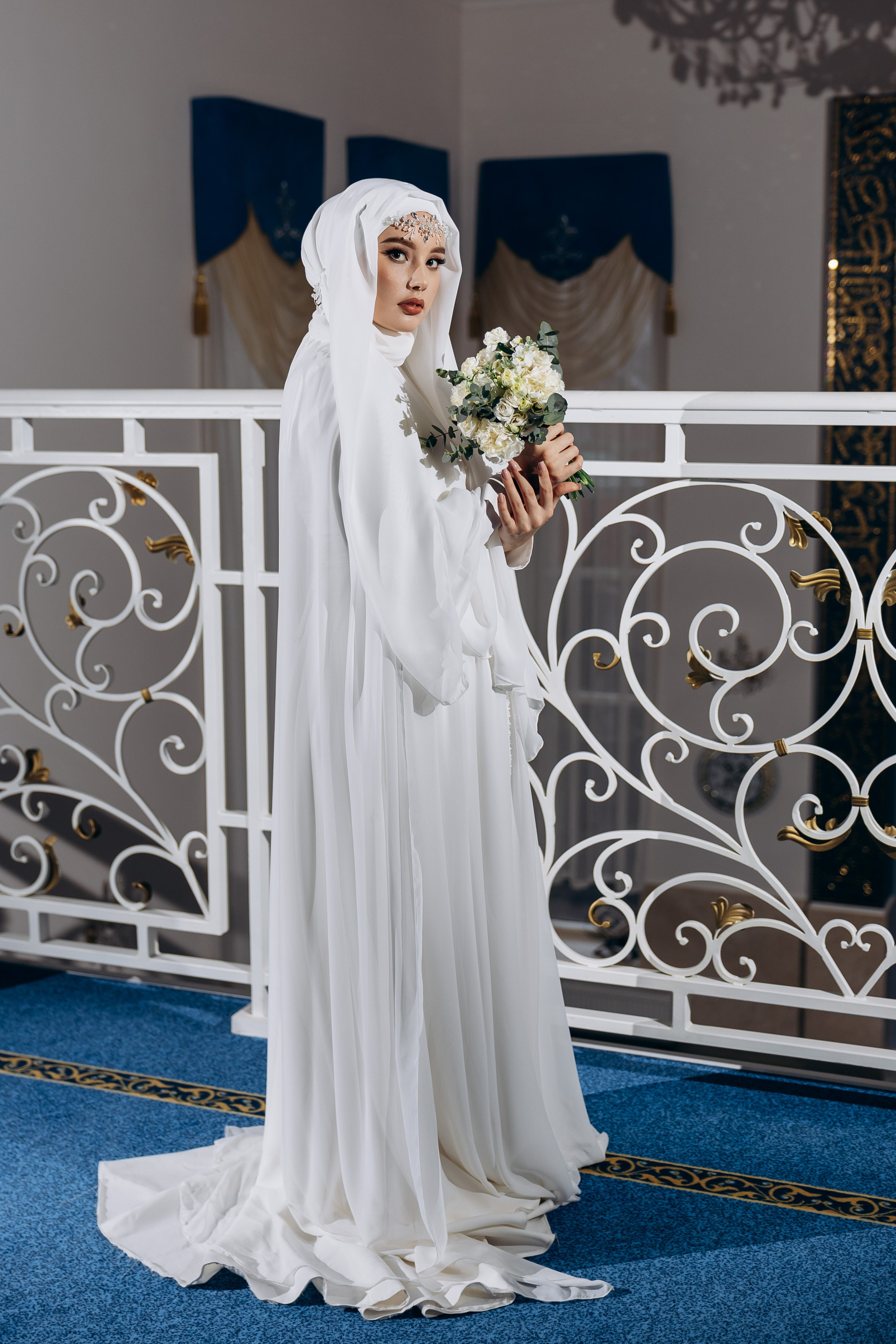 никах в мечети Иман Нуры,, фотосессия в мечети Иман Нуры, фотограф на никах в Казани Ranas4you, образ невесты на никах, завязывание платка Казань, платье на никах Казань