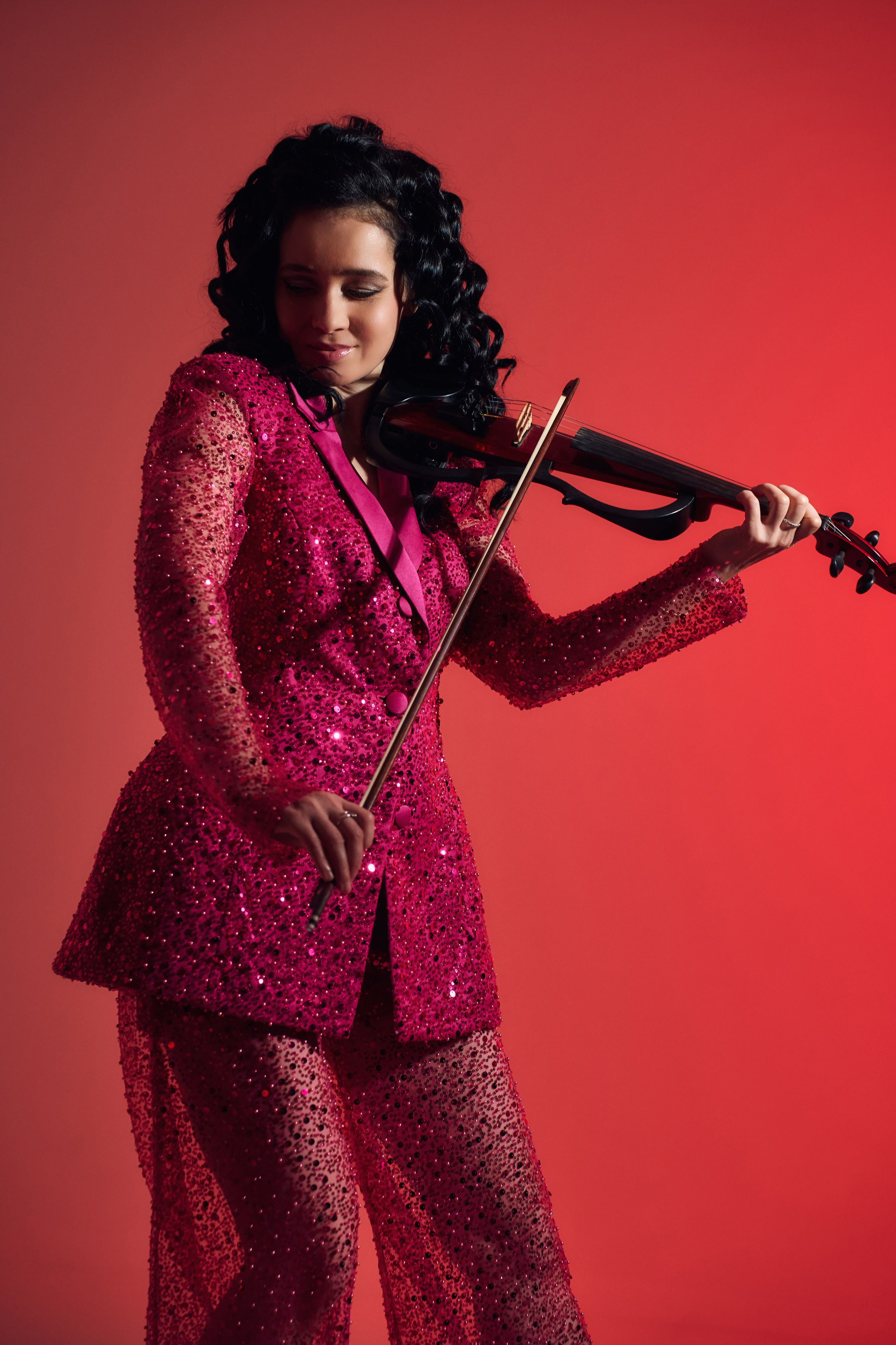 Портретная студийная съёмка на циклораме. Свадебный фотограф Екатерина Мартазова. Екатеринбург