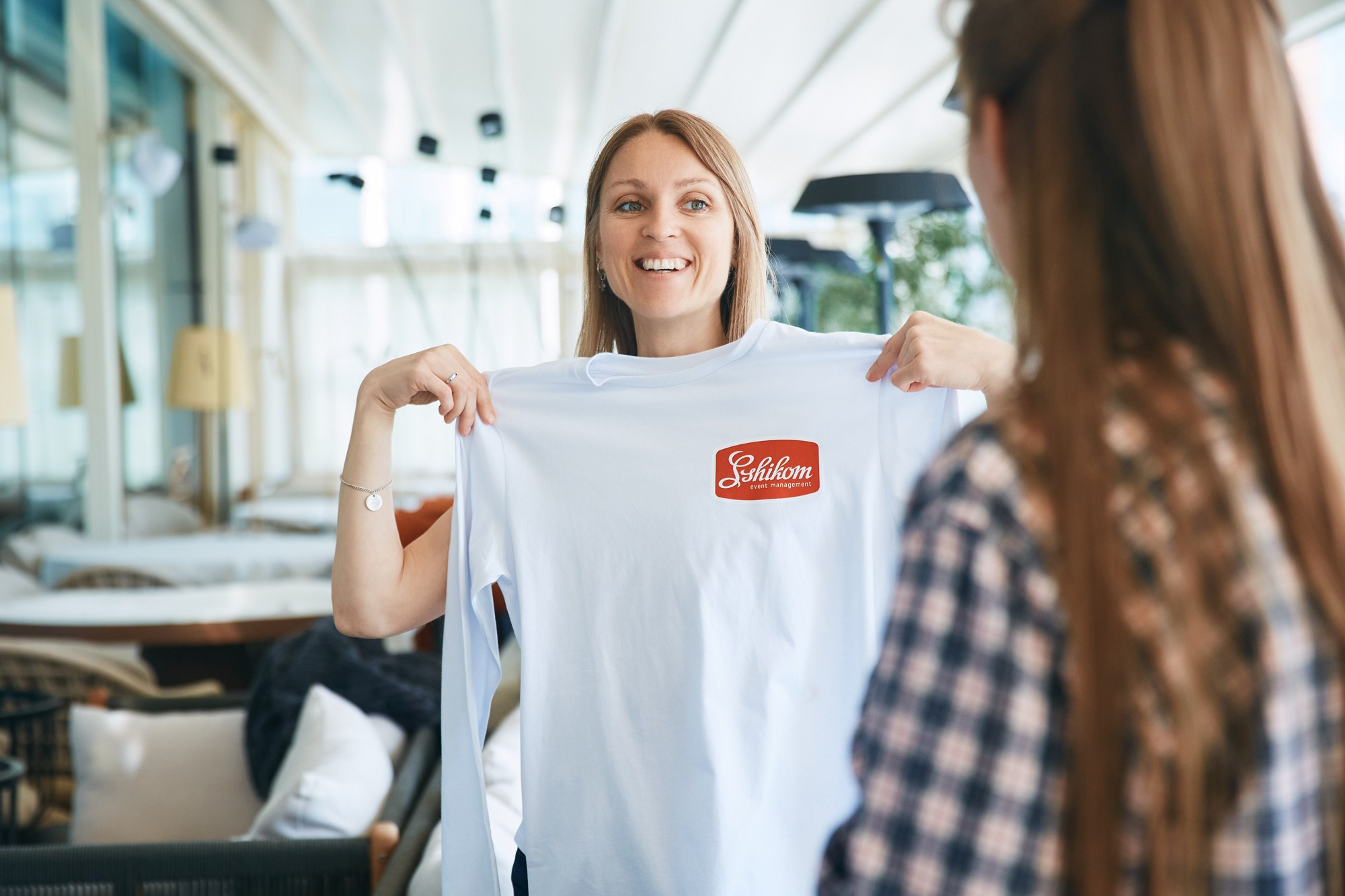 Кофе, скотч и магия. Организаторы — не профессия. Это диагноз. Татьяна Фомичева. Репортажный и светский фотограф в Москве