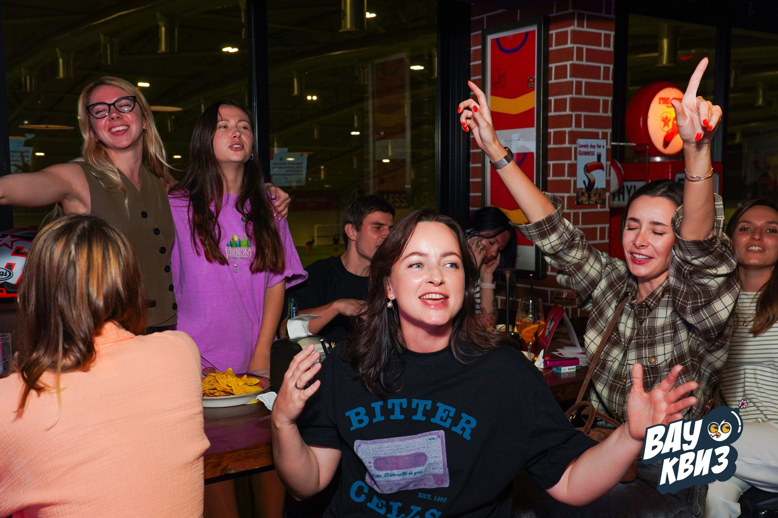 WOW QUIZ DUBAI. Фото | Видео Контент Мишель Ватаманюк