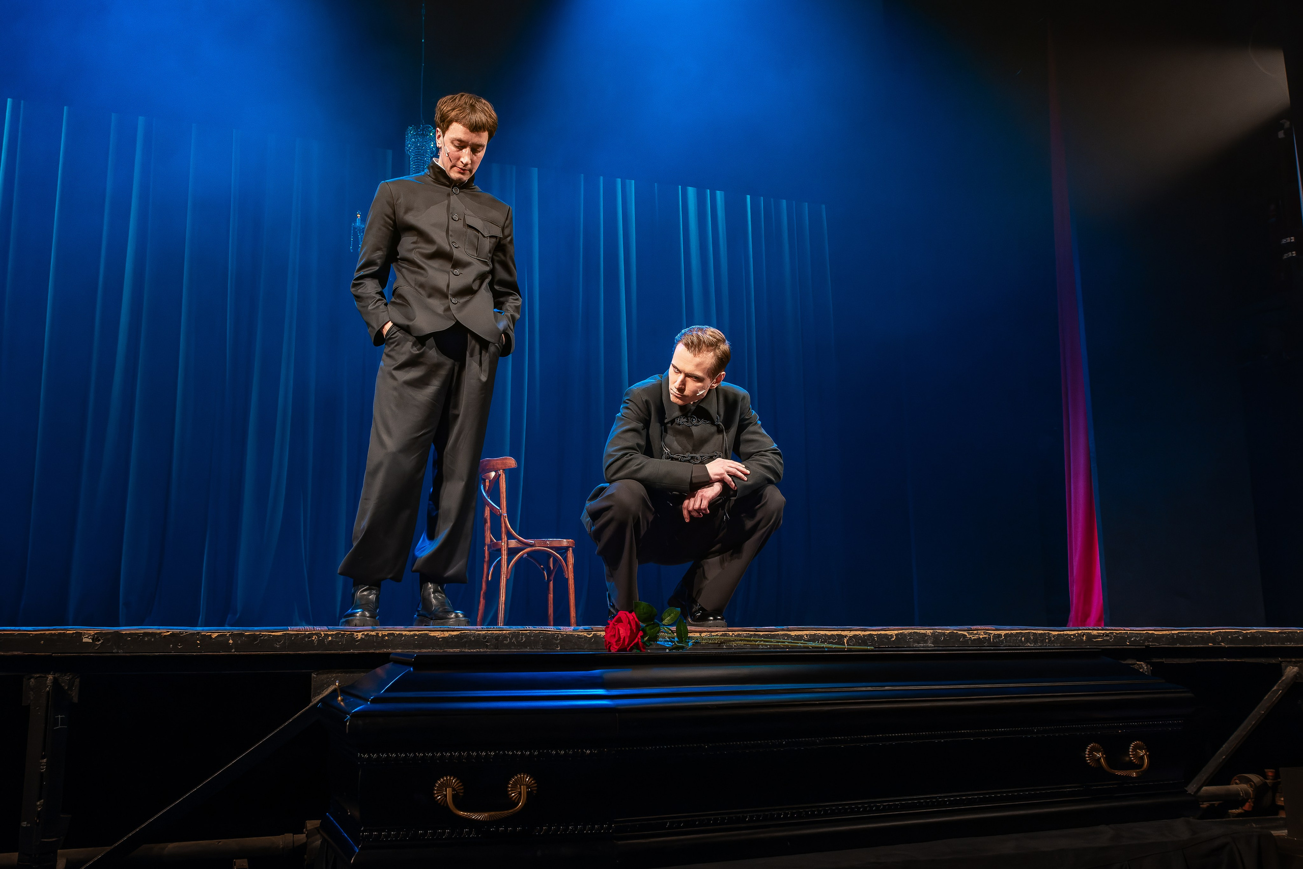 Гамлет, театр на Таганке, реж. Мурат Абукалтинов. Фотограф и режиссер Московко Екатерина