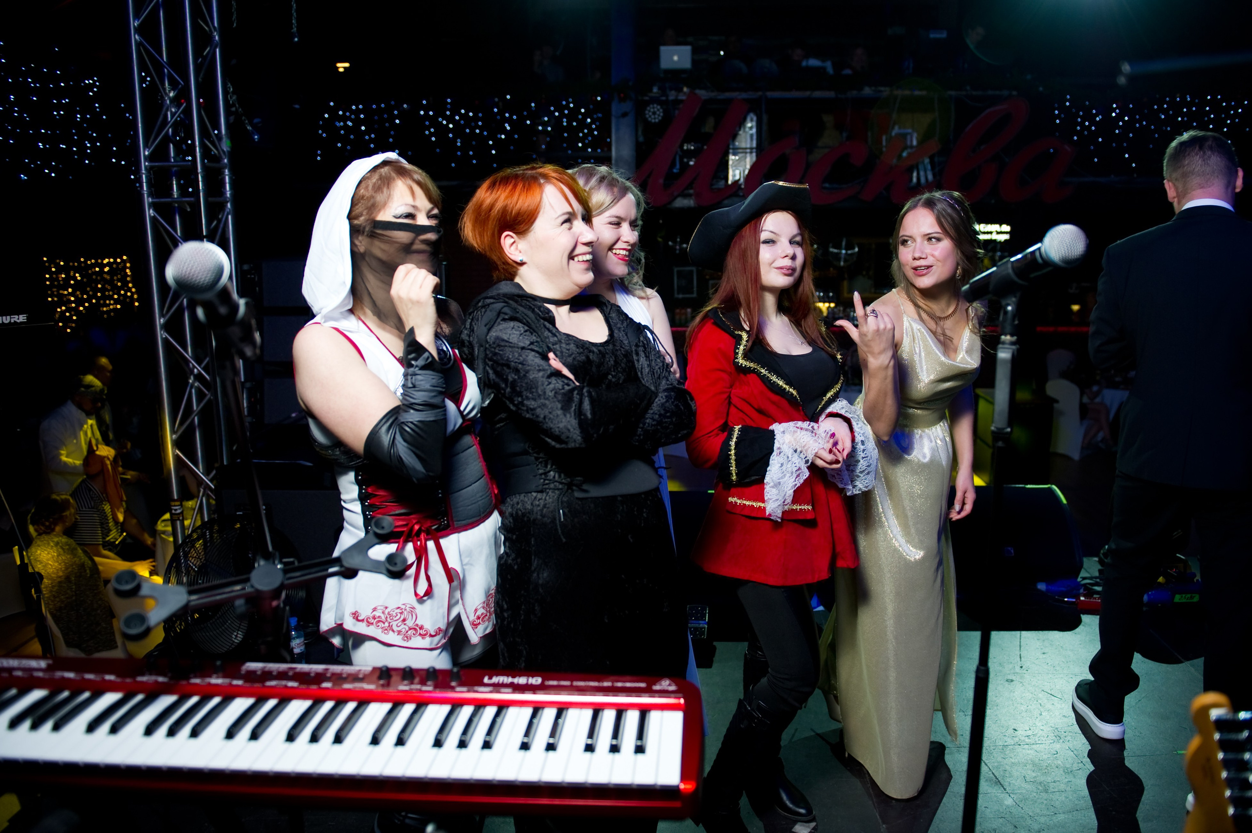 Новогодний корпоратив Summit. Репортажный фотограф и видеограф Слава Думчев. Тимбилдинги, отчетники, корпоративы